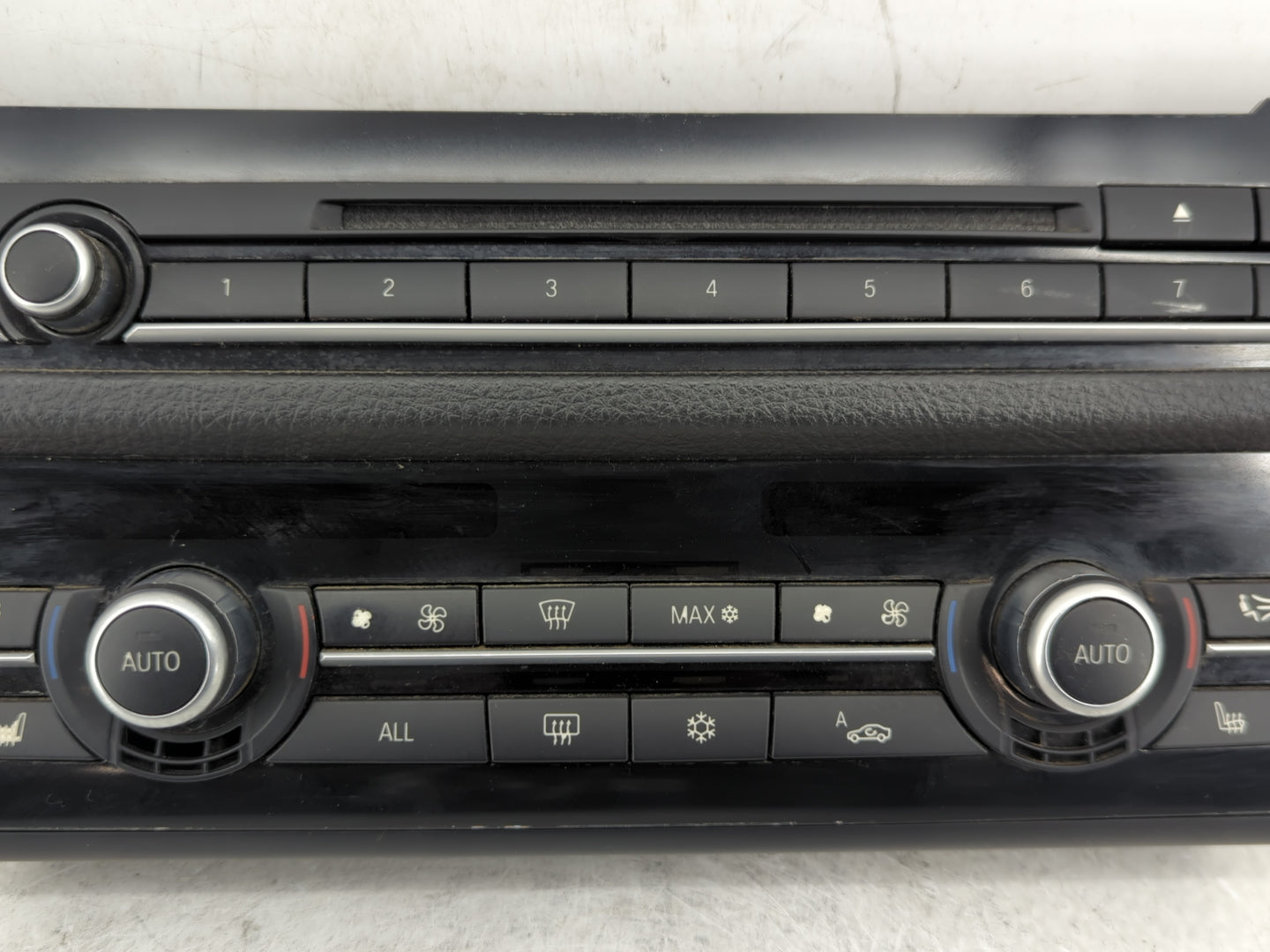 2011 Bmw 550i Radio AM FM Cd Player Receiver Replacement P/N:9236480-01 Fits Fits 2014 2015 2016 OEM Used Auto Parts - Oemus