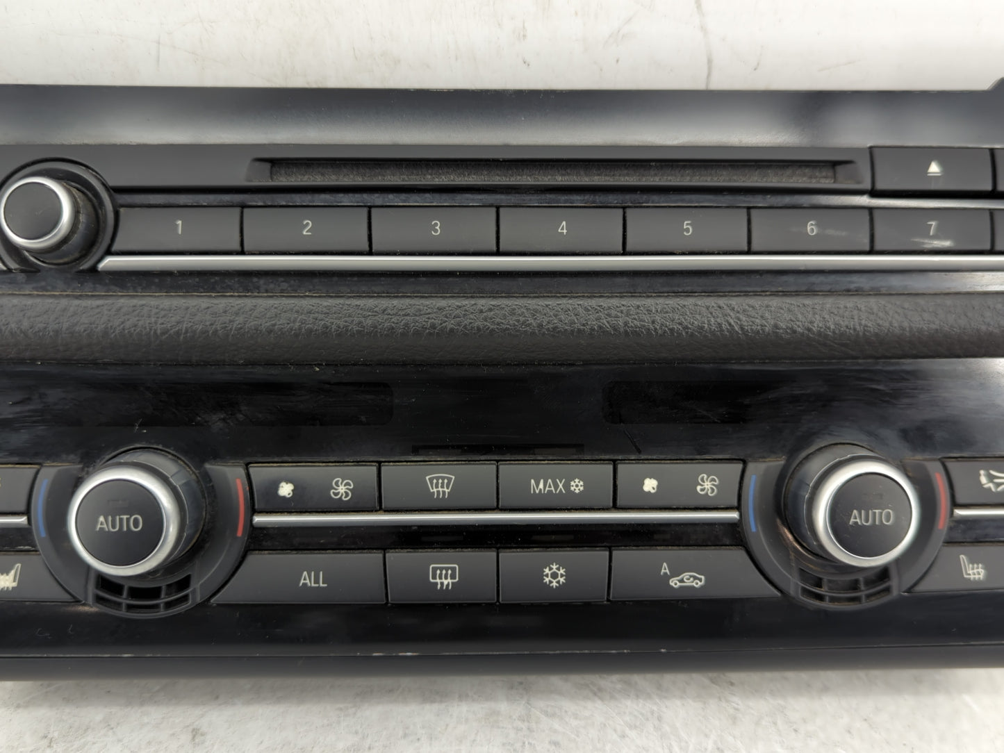 2011 Bmw 550i Radio AM FM Cd Player Receiver Replacement P/N:9236480-01 Fits Fits 2014 2015 2016 OEM Used Auto Parts - Oemus