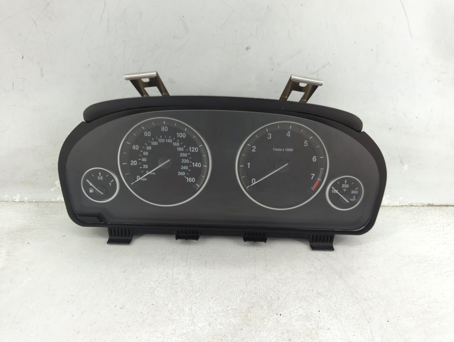 2011 Bmw 550i Instrument Cluster Speedometer Gauges P/N:9255587-01 2207050-04 Miles:60K Fits Fits 2010 OEM Used Auto Parts -