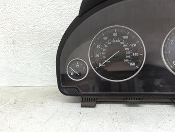 2011 Bmw 550i Instrument Cluster Speedometer Gauges P/N:9249342-01 2119947-06, 1000082933, 25811511 Miles:65K Fits OEM Used Auto Parts