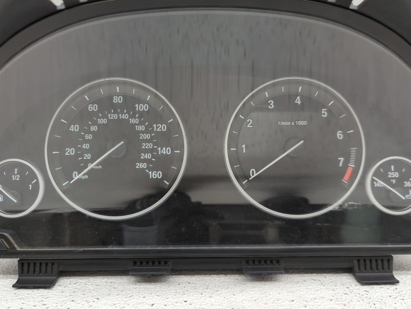 2011 Bmw 550i Instrument Cluster Speedometer Gauges P/N:9265177-01 2207050-05, 25811511, 3000138987 Miles:145K Fits Fits 201