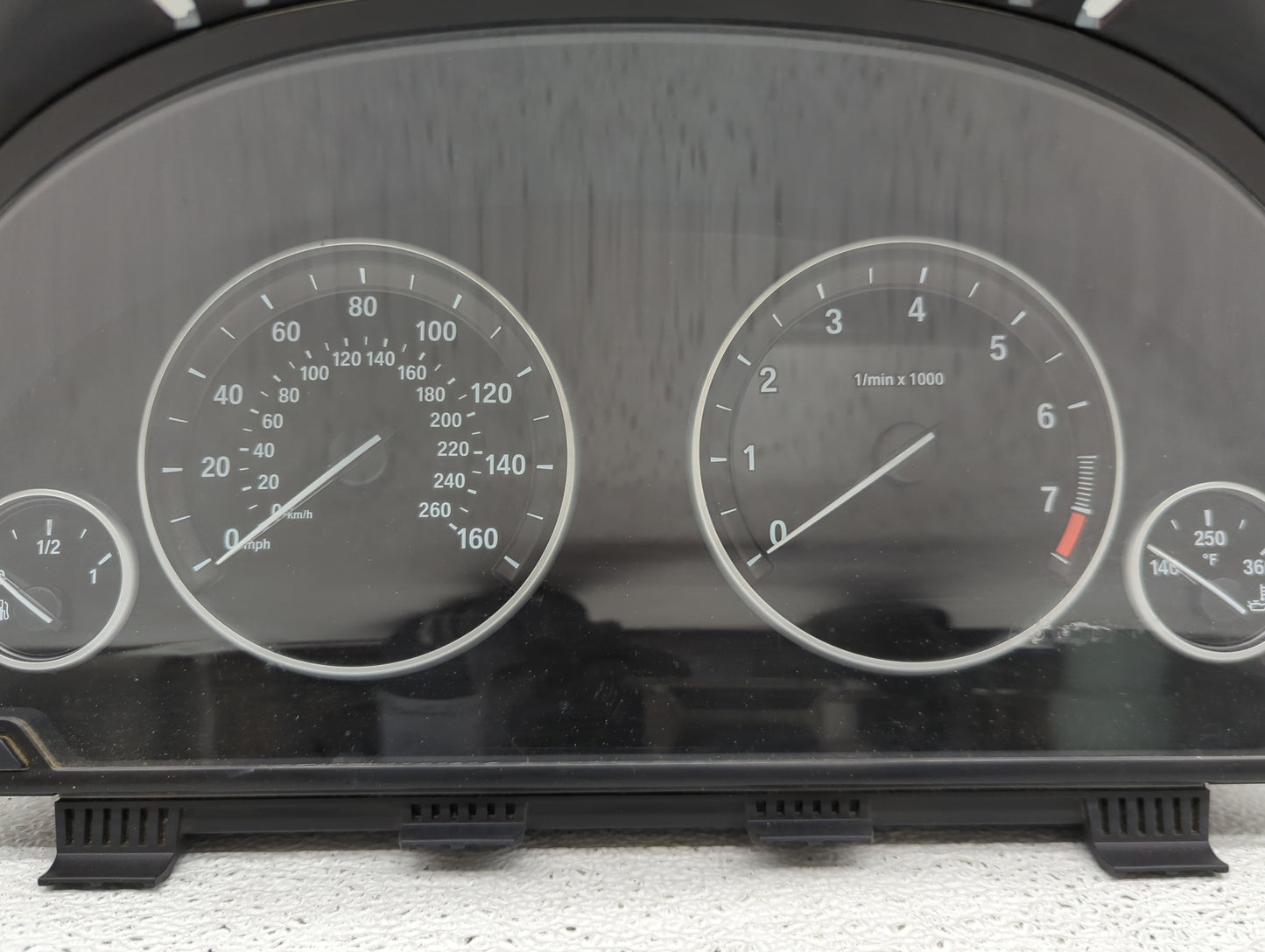 2011 Bmw 550i Instrument Cluster Speedometer Gauges P/N:9265177-01 2207050-05, 25811511, 3000138987 Miles:145K Fits Fits 201