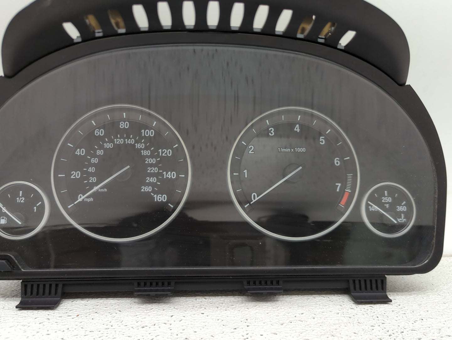 2011 Bmw 550i Instrument Cluster Speedometer Gauges P/N:2207050-04 9255587-01 Miles:156K Fits Fits 2010 OEM Used Auto Parts 