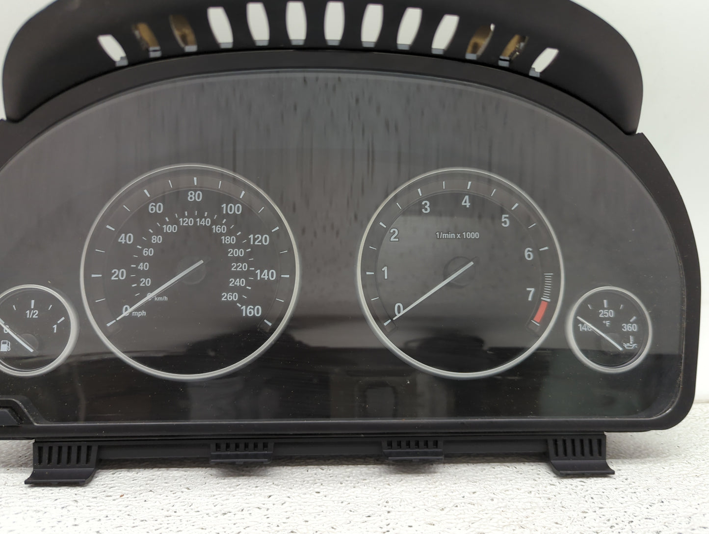 2011 Bmw 550i Instrument Cluster Speedometer Gauges P/N:2207050-04 9255587-01 Miles:156K Fits Fits 2010 OEM Used Auto Parts 