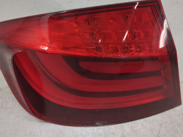 2011-2013 Bmw 550i Tail Light Assembly Driver Left OEM P/N:173462-01 Fits Fits 2011 2012 2013 OEM Used Auto Parts - Oemuseda