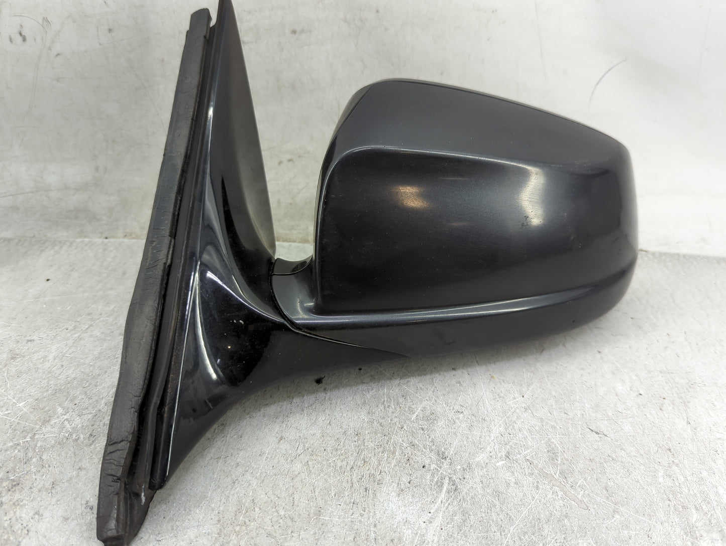 2011-2012 Bmw 550i Driver Side View Mirror - Left Door Mirror OEM Used - Oemusedautoparts1.com