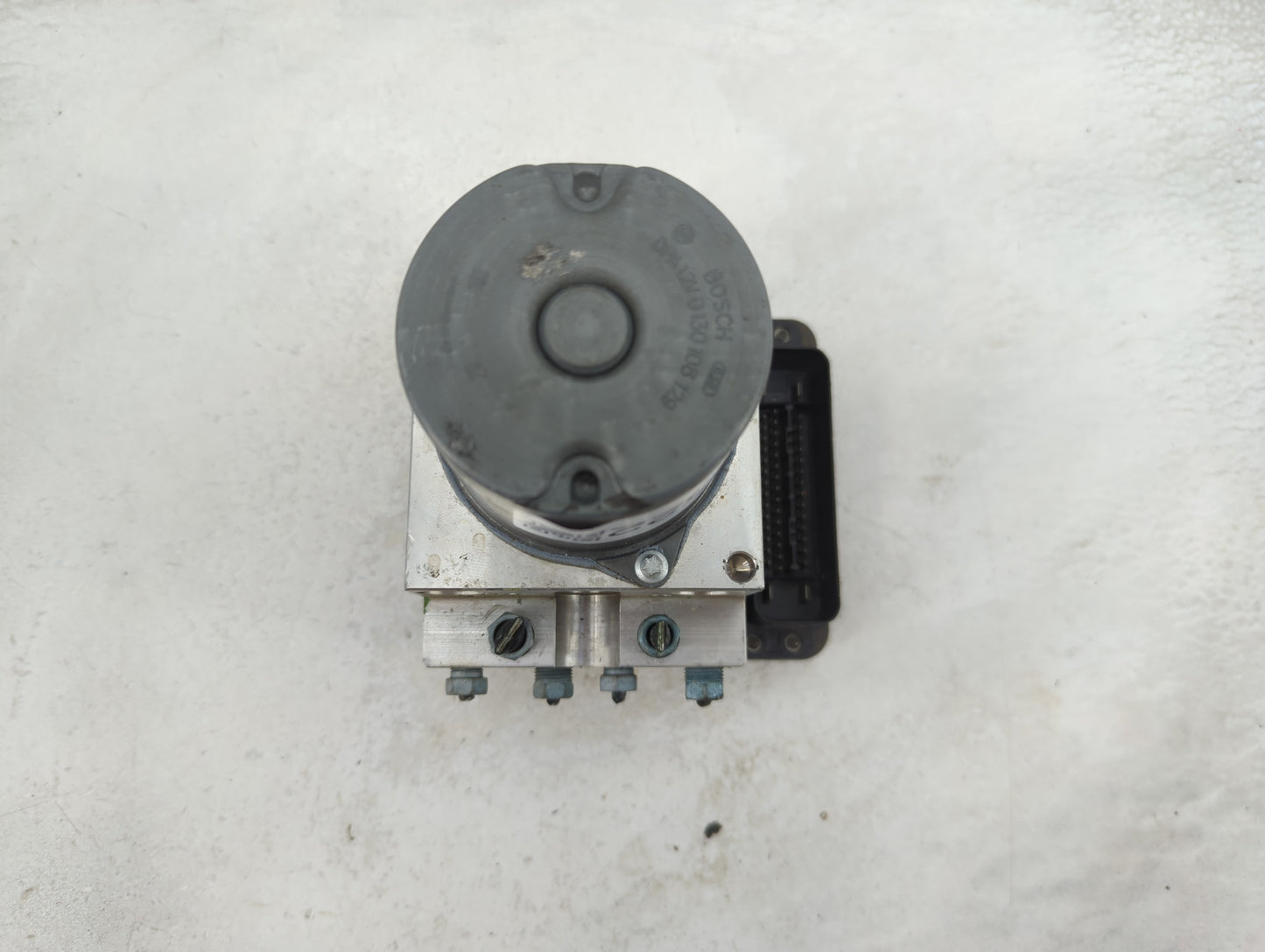 2011-2012 Bmw 550i ABS Pump Control Module Replacement P/N:0265250807 0265235443-03, 34516851374-01 Fits Fits 2011 2012 OEM 