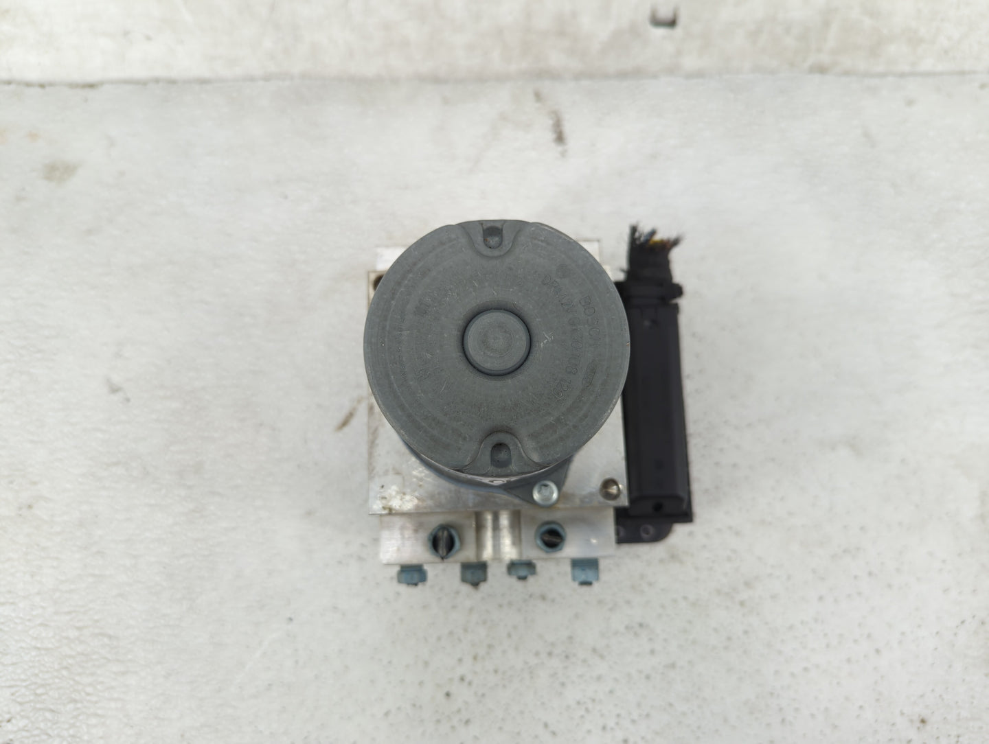 2011-2012 Bmw 550i ABS Pump Control Module Replacement P/N:0265250375 0265900375, 10213510, 110113/1/0756 Fits Fits 2011 201