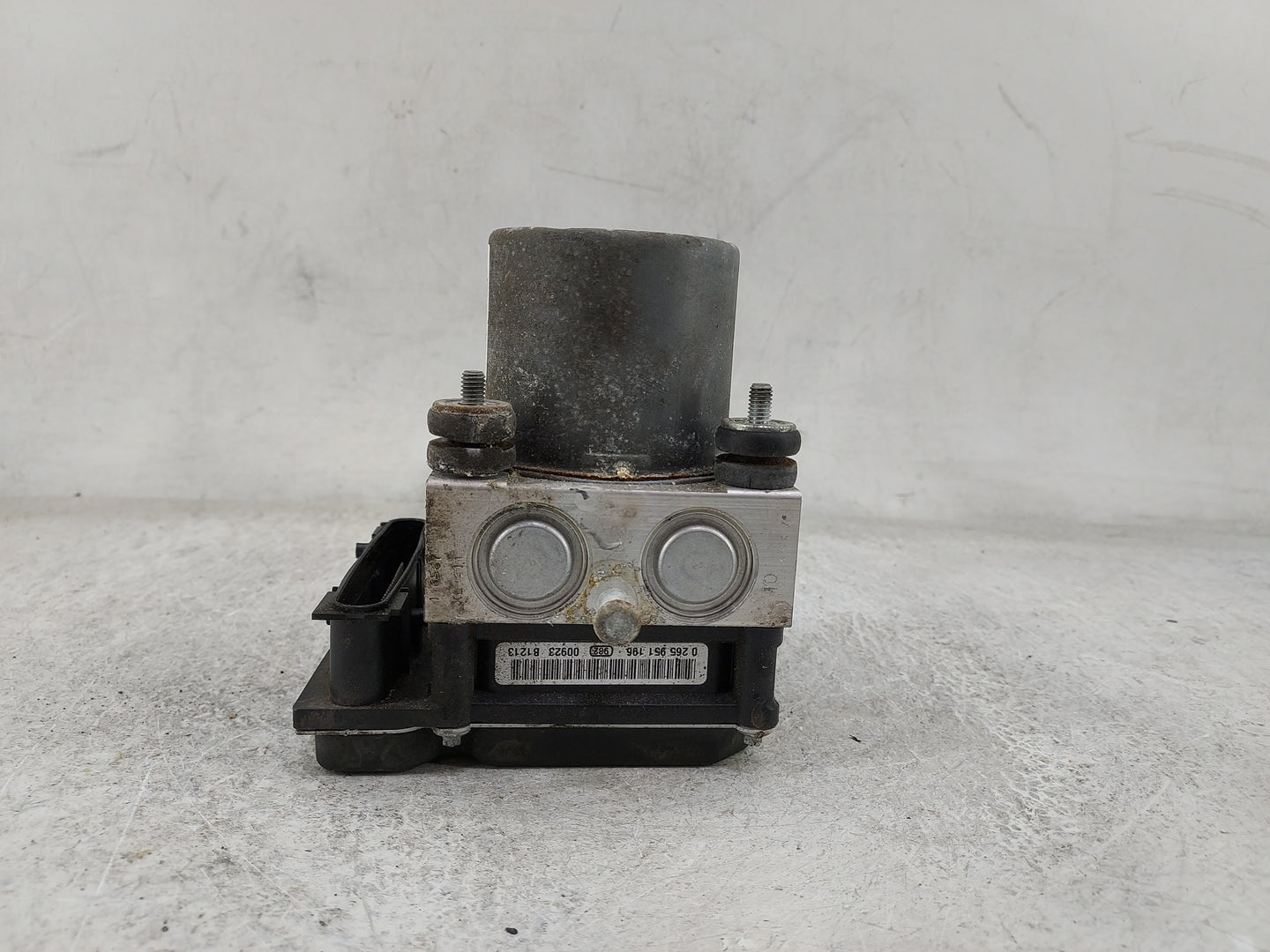 2011 Bmw 550i ABS Pump Control Module Replacement P/N:0265951186 0265251188, 34516L8190710 Fits OEM Used Auto Parts - Oemuse