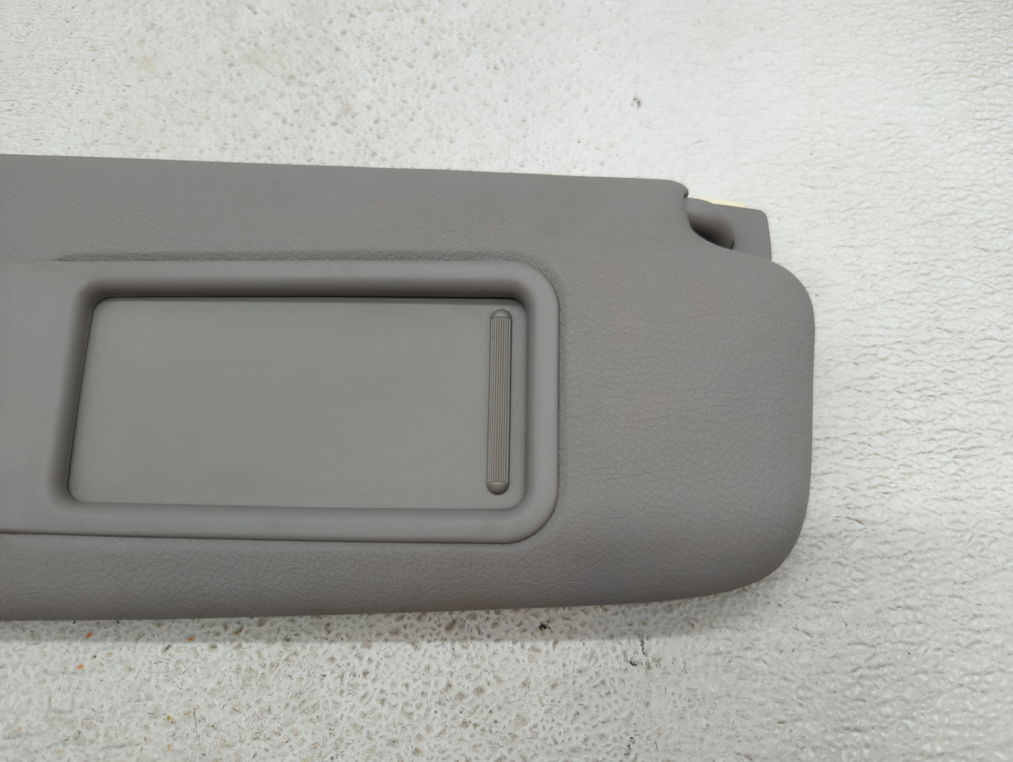 2011 Bmw 550i Sun Visor Shade Replacement Passenger Right Mirror Fits OEM Used Auto Parts - Oemusedautoparts1.com