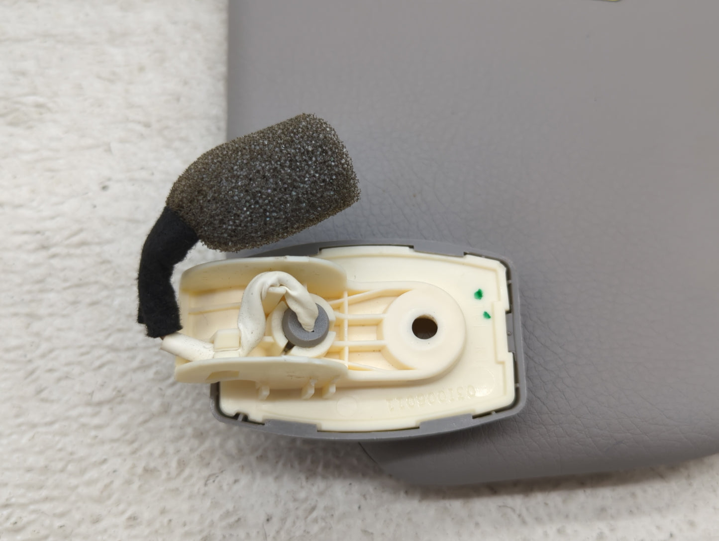 2011 Bmw 550i Sun Visor Shade Replacement Passenger Right Mirror Fits OEM Used Auto Parts - Oemusedautoparts1.com