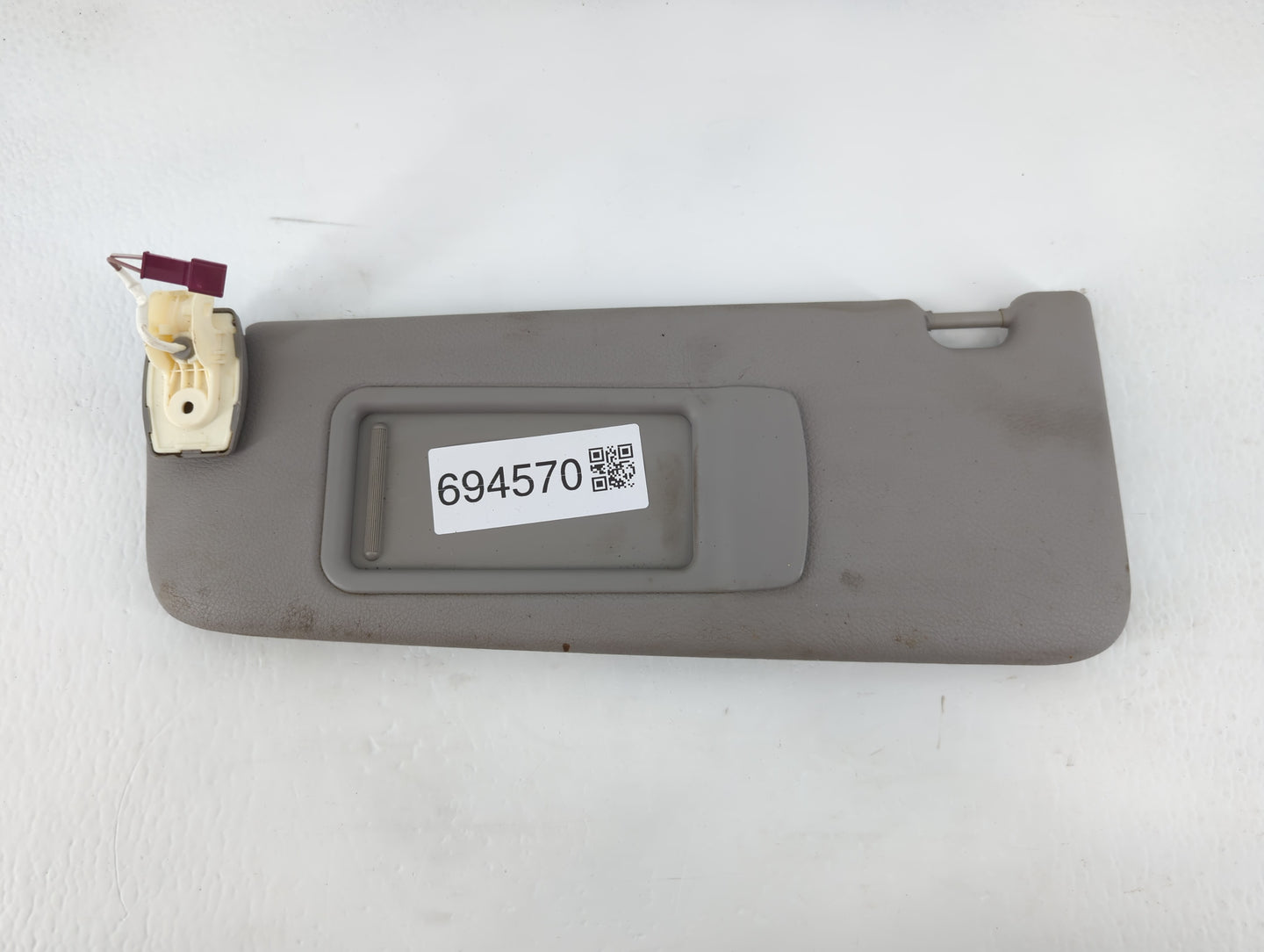 2010-2016 Bmw 550i Sun Visor Shade Replacement Driver Left Mirror Fits Fits 2010 2011 2012 2013 2014 2015 2016 OEM Used Auto