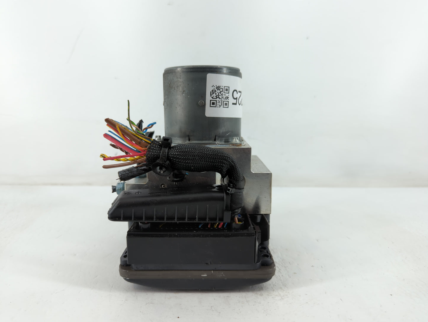 2011-2012 Bmw 550i ABS Pump Control Module Replacement P/N:10213510 0 265 250 339 Fits Fits 2011 2012 OEM Used Auto Parts - 