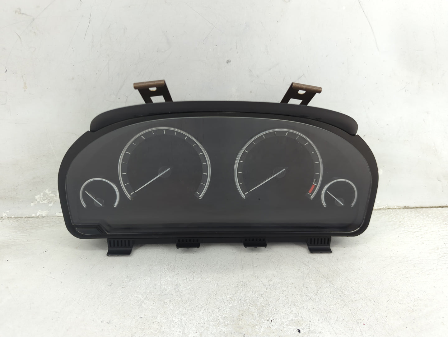 2011 Bmw 740 Instrument Cluster Speedometer Gauges P/N:9249574-01 0263688101, 173884-10 Miles: Fits Fits 2010 OEM Used Auto 
