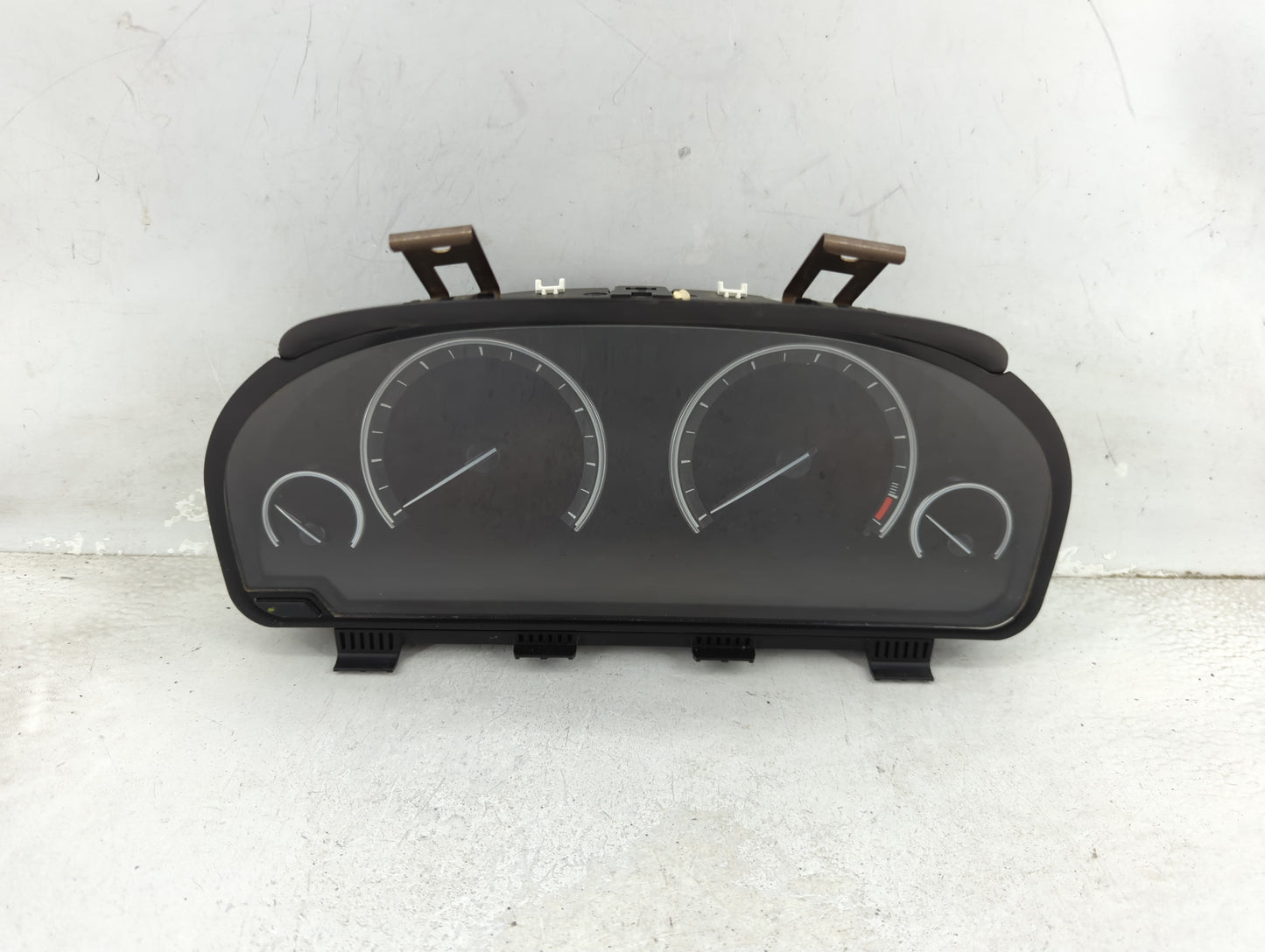 2011 Bmw 740 Instrument Cluster Speedometer Gauges P/N:0263687101 9232945-01, 173884-10 Miles:164K Fits Fits 2010 OEM Used A