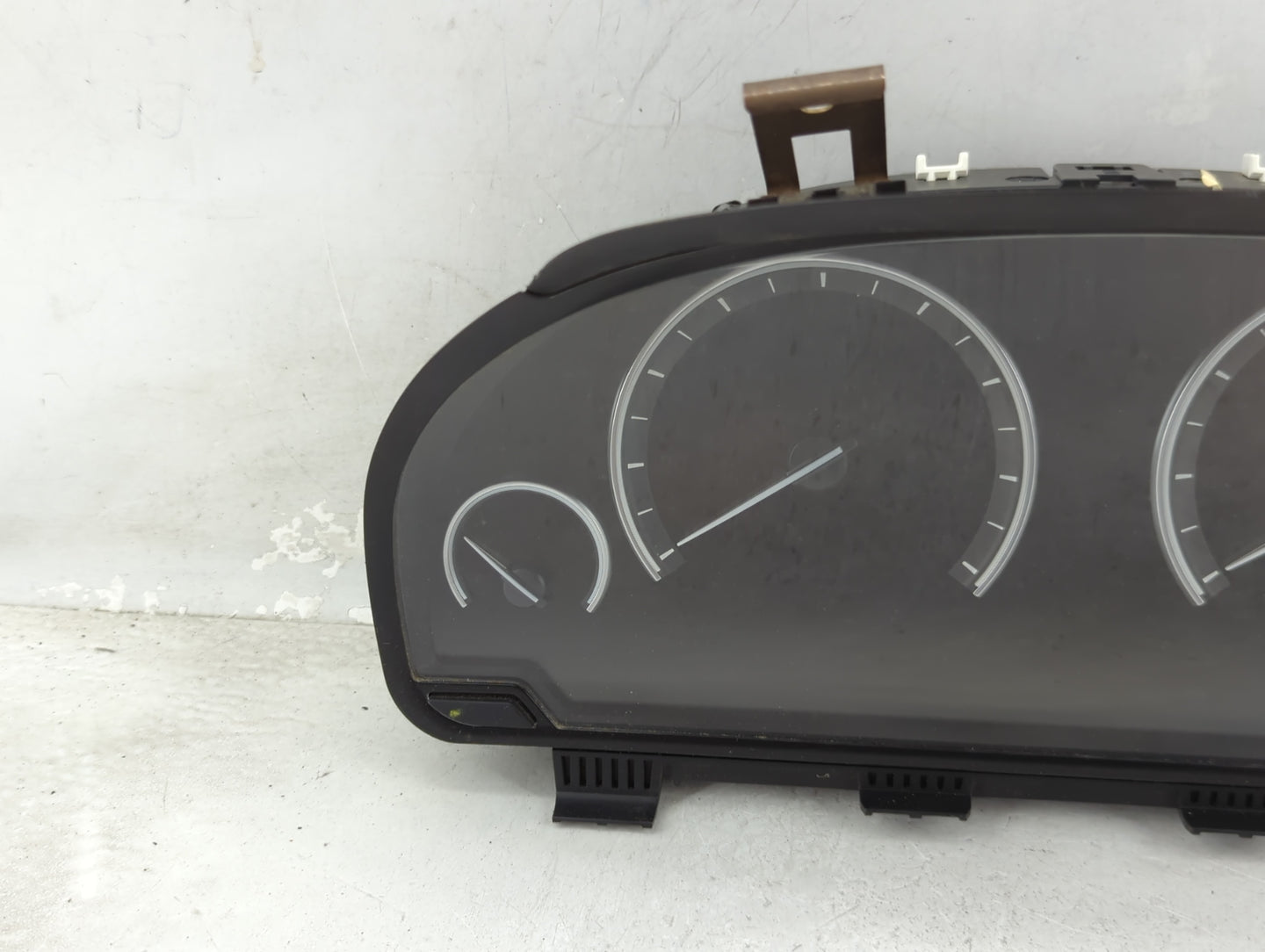 2011 Bmw 740 Instrument Cluster Speedometer Gauges P/N:0263687101 9232945-01, 173884-10 Miles:164K Fits Fits 2010 OEM Used A
