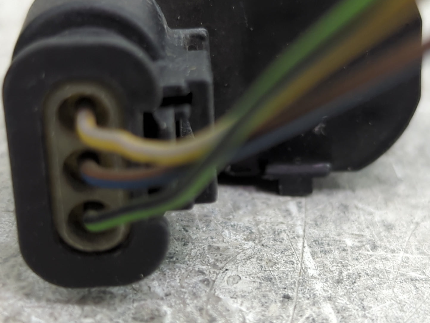 2011 Bmw 740 Front Park Assist Sensor Black - Oemusedautoparts1.com
