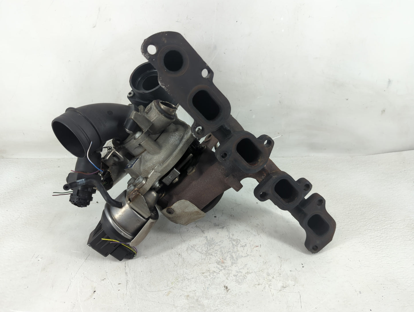 2011-2012 Bmw 740i Turbocharger Turbo Charger Super Charger Supercharger - Oemusedautoparts1.com