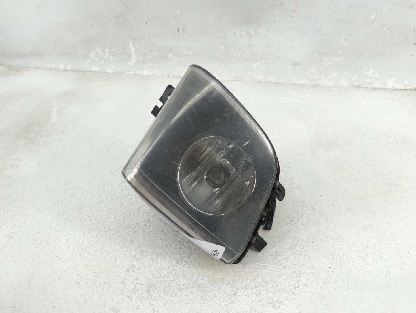 2011-2015 Bmw 740i Passenger Right Oem Fog Light Lamp Black - Oemusedautoparts1.com