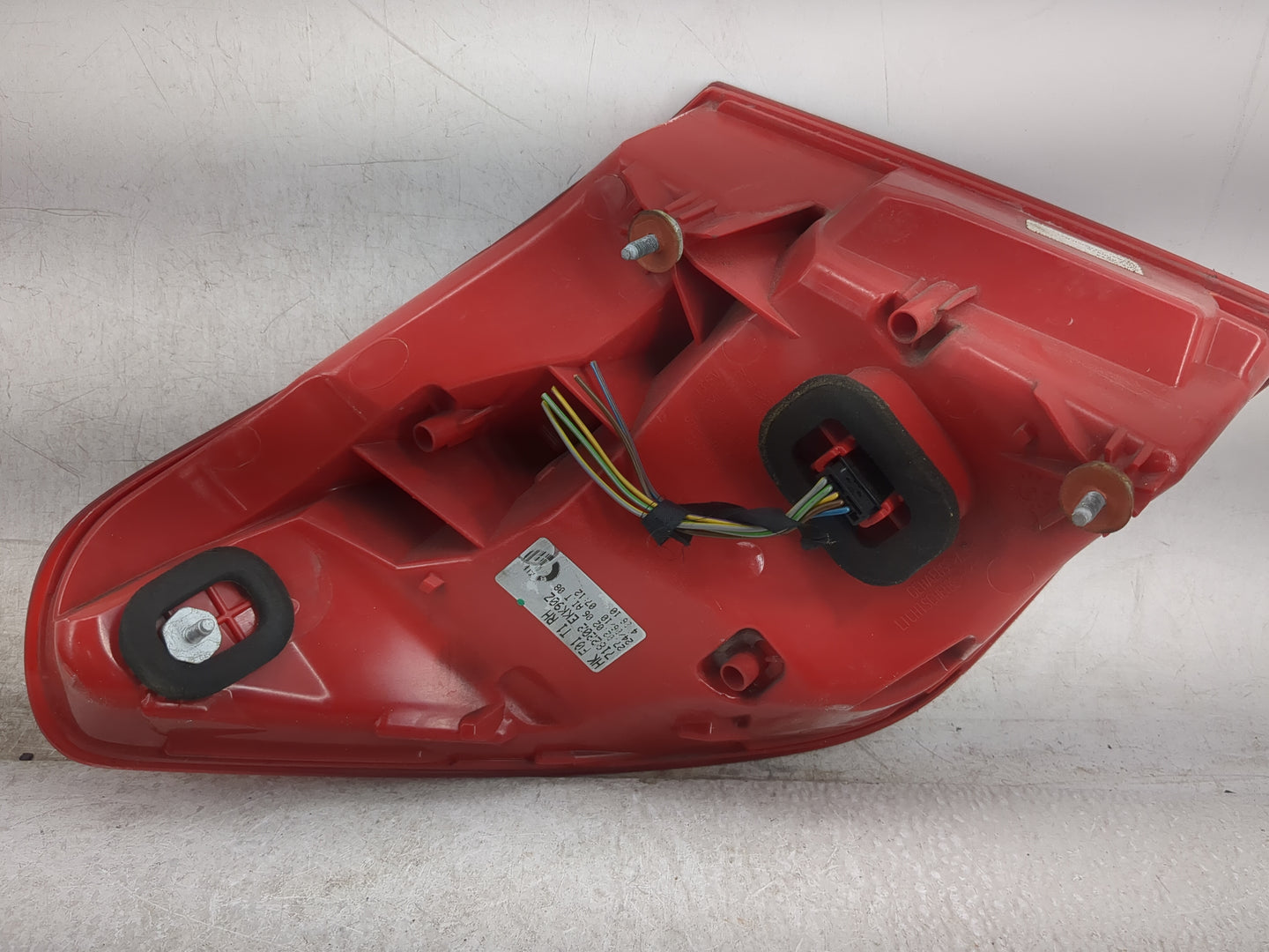 2011-2012 Bmw 740i Tail Light Assembly Passenger Right OEM P/N:EKK90Z 7182202, HK F01 T1 Fits Fits 2009 2010 2011 2012 OEM U