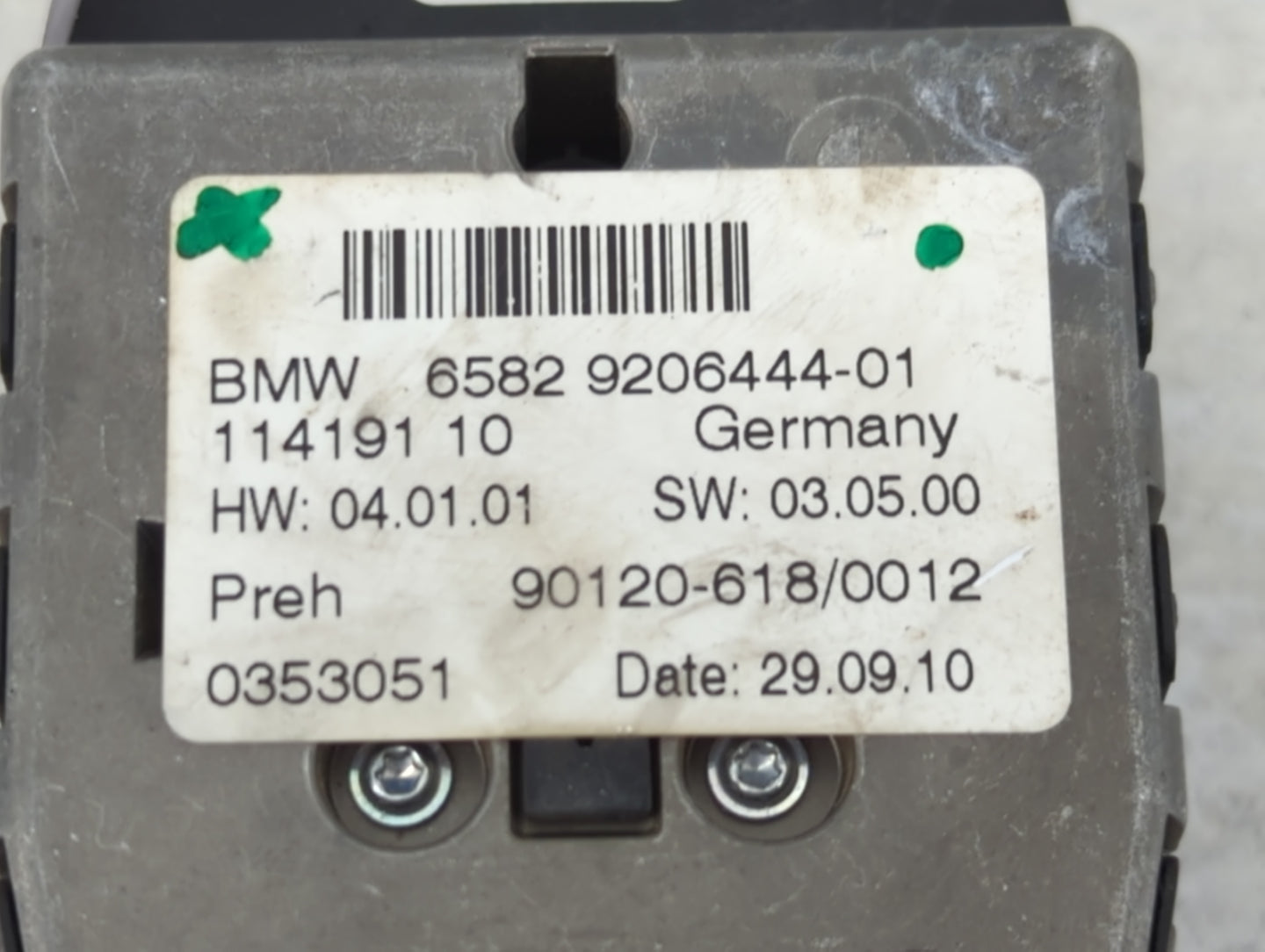 Bmw 740i Radio Control Panel - Oemusedautoparts1.com