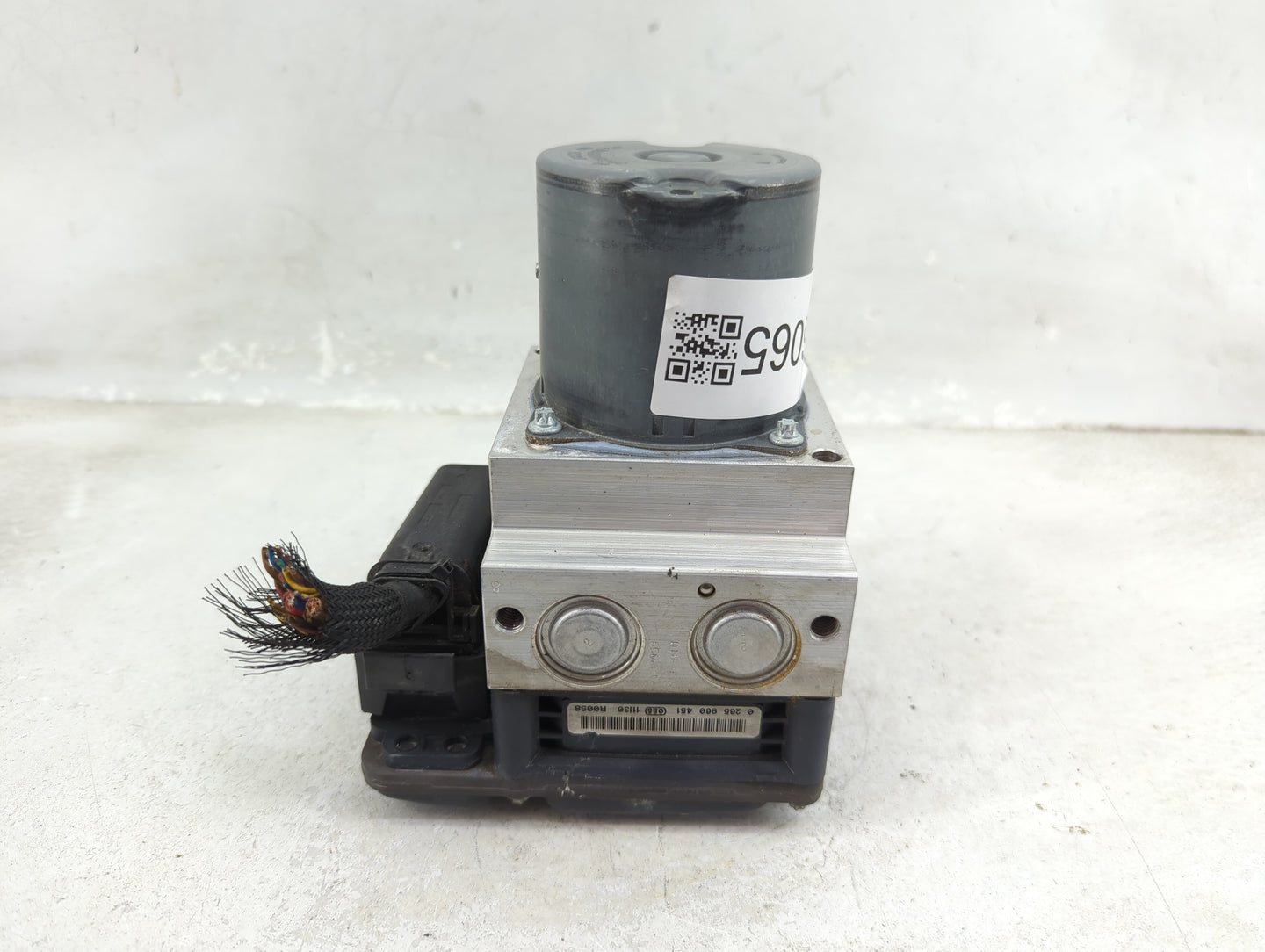 2011-2012 Bmw 740i ABS Pump Control Module Replacement P/N:0 265 250 358 Fits Fits 2009 2010 2011 2012 2013 OEM Used Auto Pa