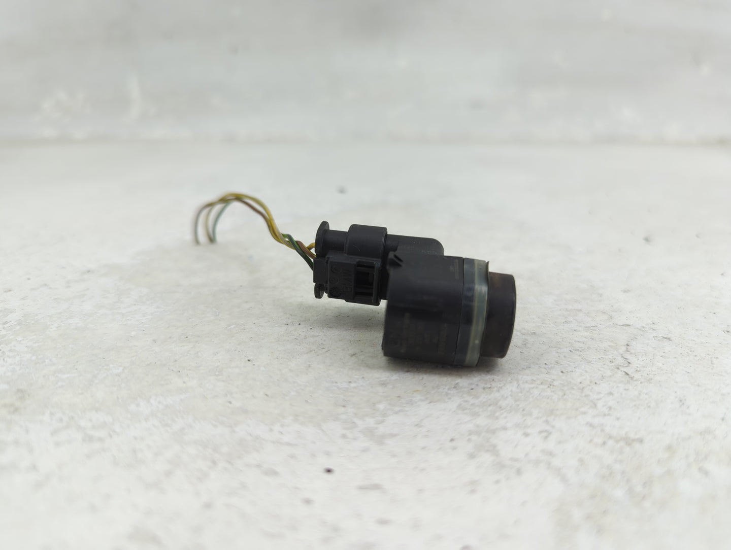 2011 Bmw 740i Front Park Assist Sensor Black 1456608 - Oemusedautoparts1.com