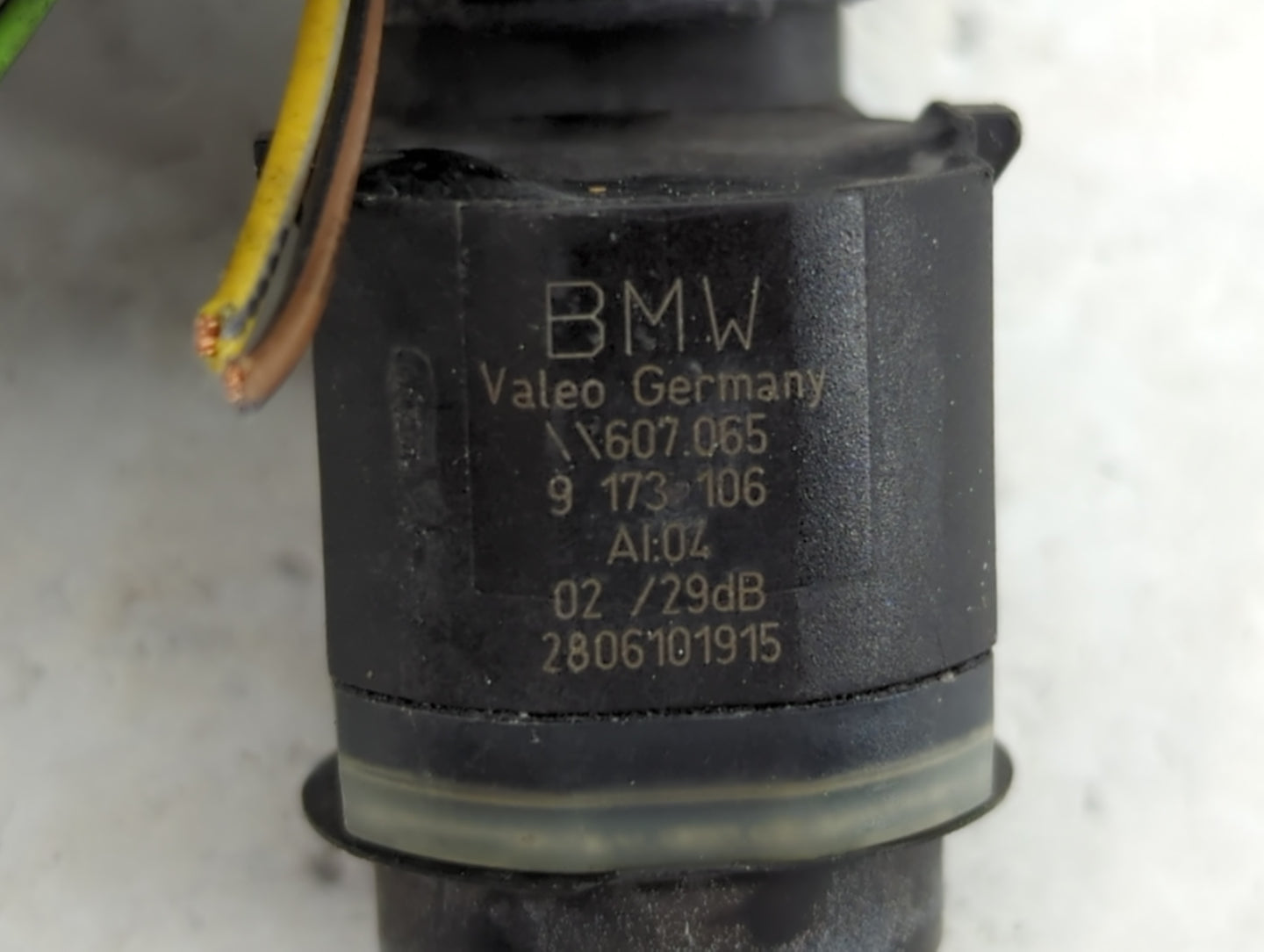 2011 Bmw 740i Front Park Assist Sensor Black - Oemusedautoparts1.com