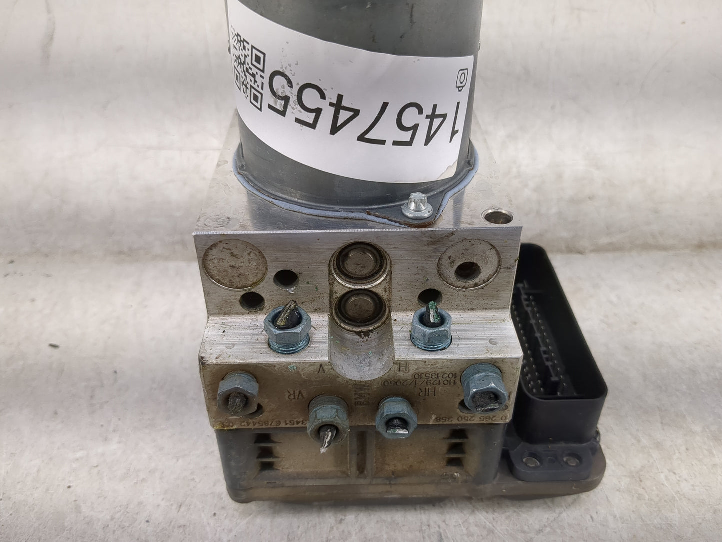 2011-2012 Bmw 740i ABS Pump Control Module Replacement P/N:0 265 250 358 Fits Fits 2009 2010 2011 2012 2013 OEM Used Auto Pa