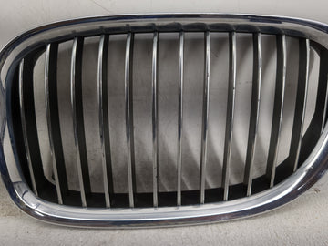 2011-2012 Bmw 740i Front Grille Bumper Not Included - Oemusedautoparts1.com