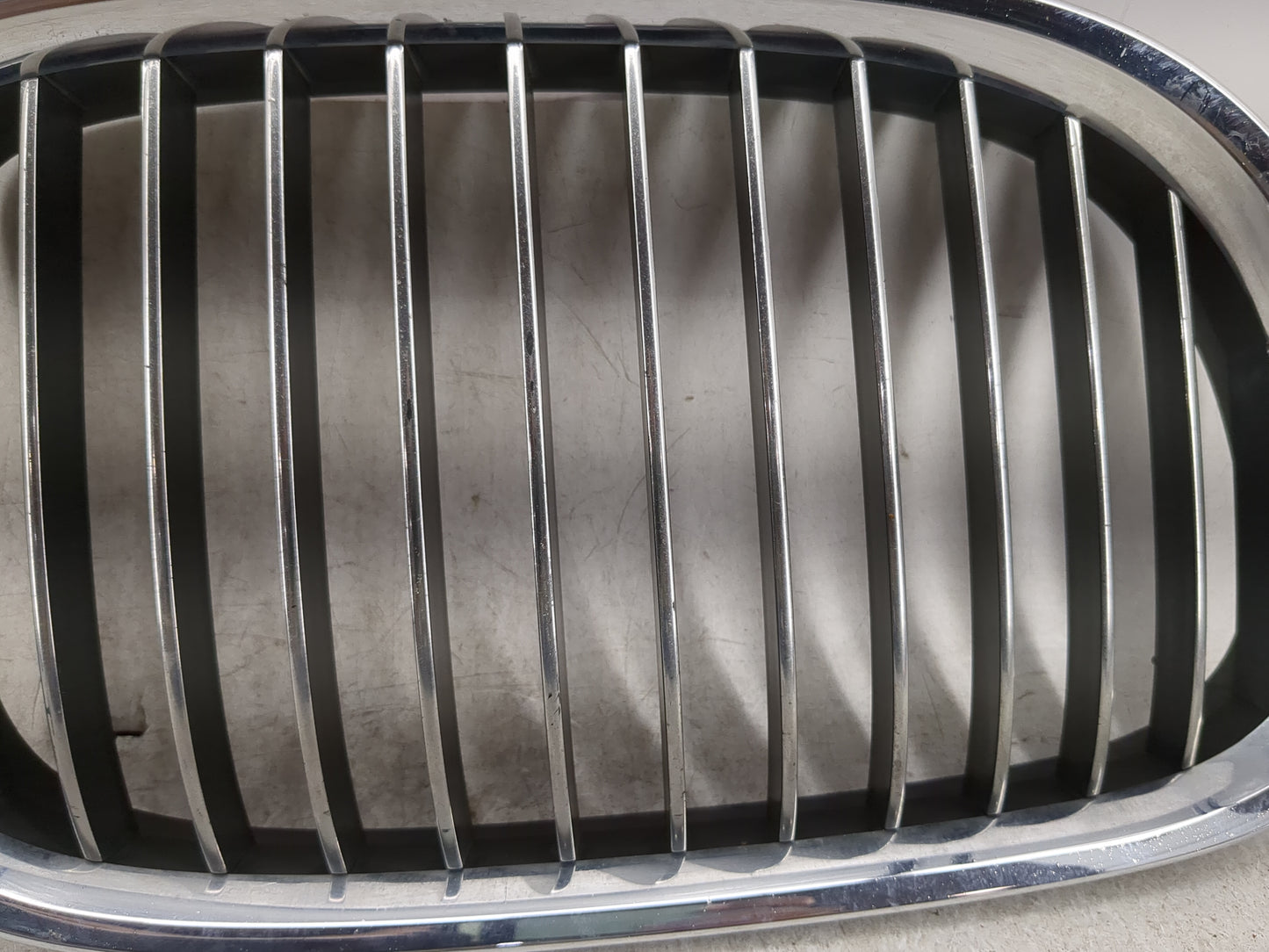 2011-2012 Bmw 740i Front Grille Bumper Not Included 1459915 - Oemusedautoparts1.com