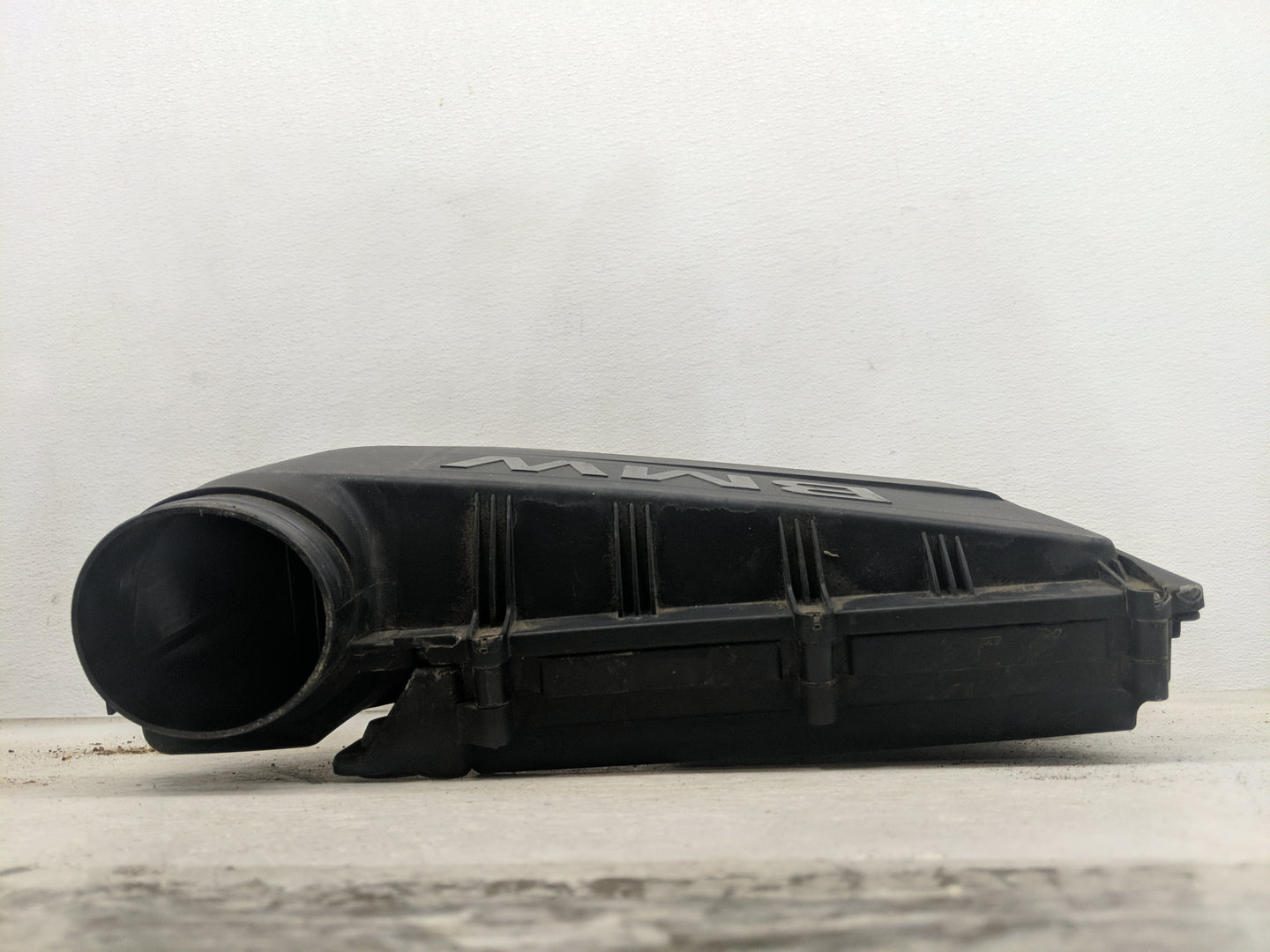 2011-2012 Bmw 740i Air Cleaner Intake-duct Hose Tube 1464777 - Oemusedautoparts1.com