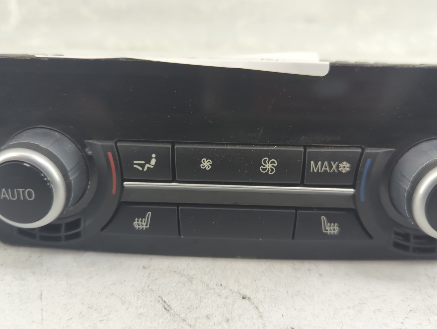 2009-2015 Bmw 750 Climate Control Module Temperature AC/Heater Replacement P/N:9237120-01 90025-284/0020 Fits OEM Used Auto 