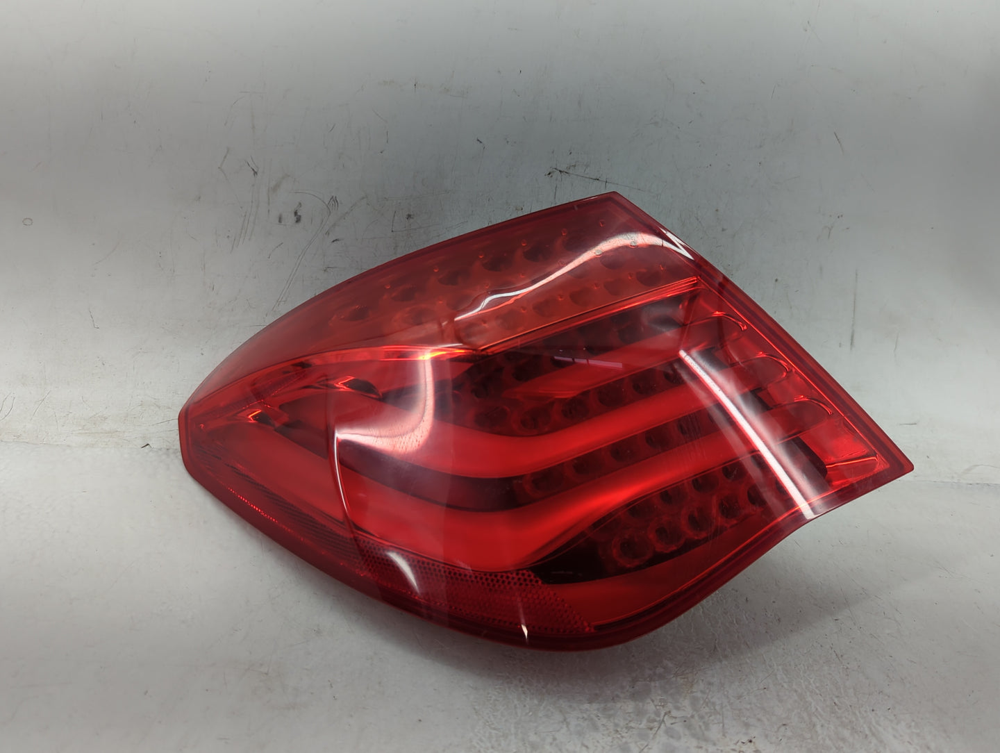 2009-2012 Bmw 750i Tail Light Assembly Driver Left OEM P/N:7182201 Fits Fits 2009 2010 2011 2012 OEM Used Auto Parts - Oemus