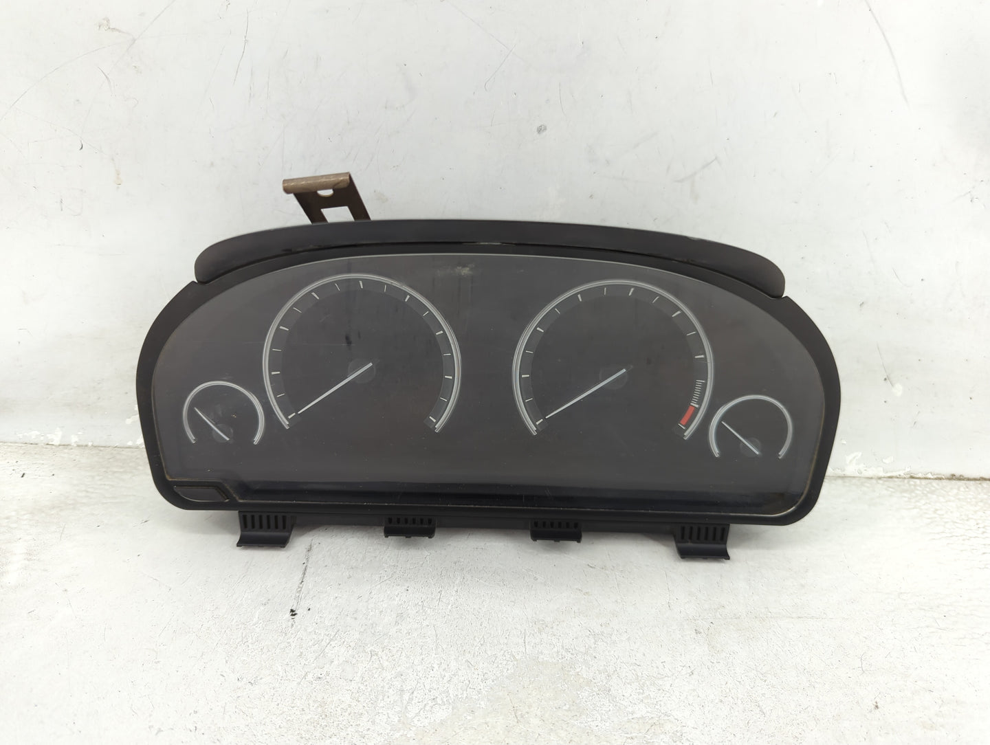 2011 Bmw 750i Instrument Cluster Speedometer Gauges P/N:0 263 688 100 9 249 573 -01 Miles: Fits Fits 2010 OEM Used Auto Part