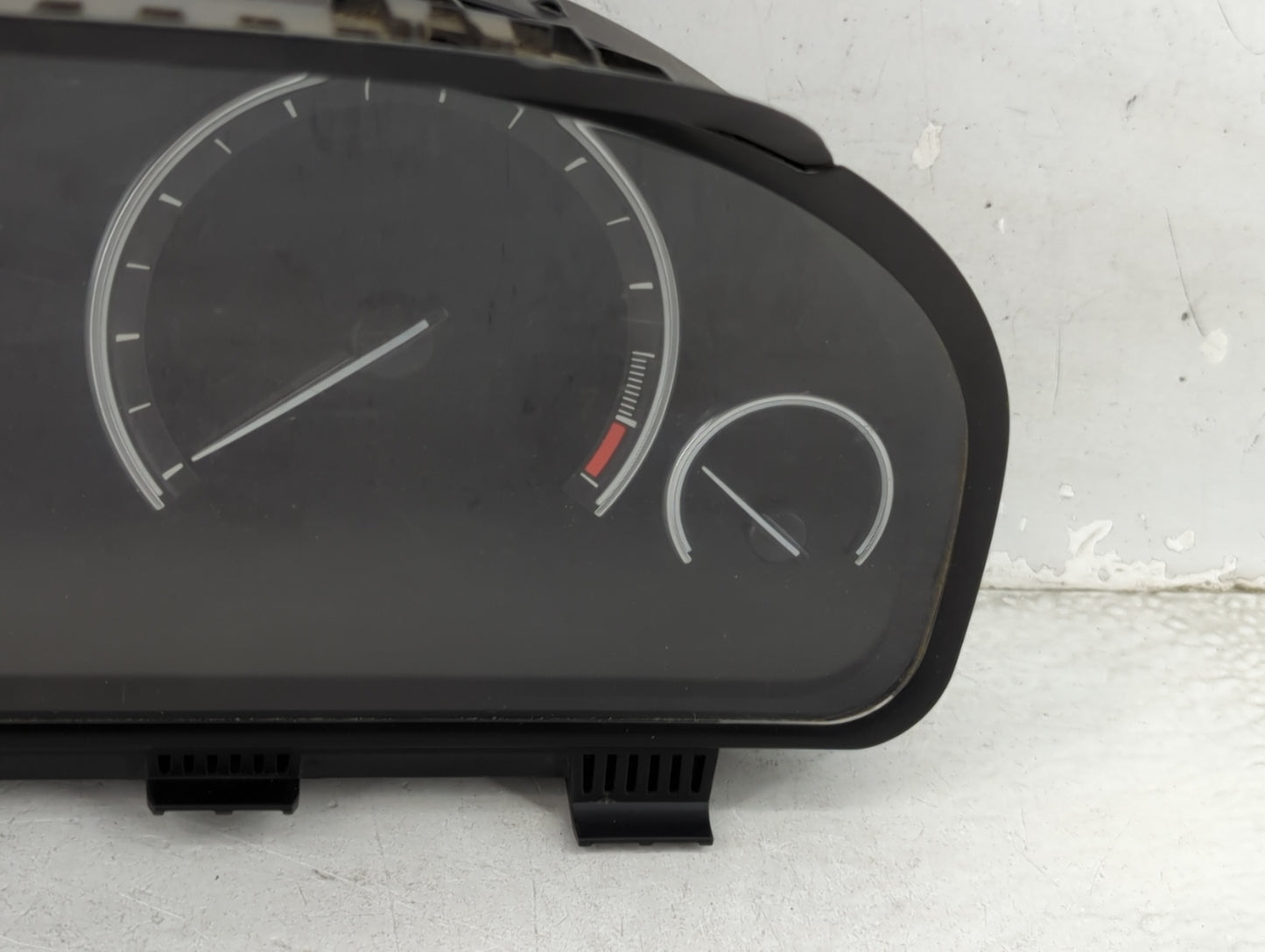 2011 Bmw 750i Instrument Cluster Speedometer Gauges P/N:0 263 688 100 9 249 573 -01 Miles: Fits Fits 2010 OEM Used Auto Part