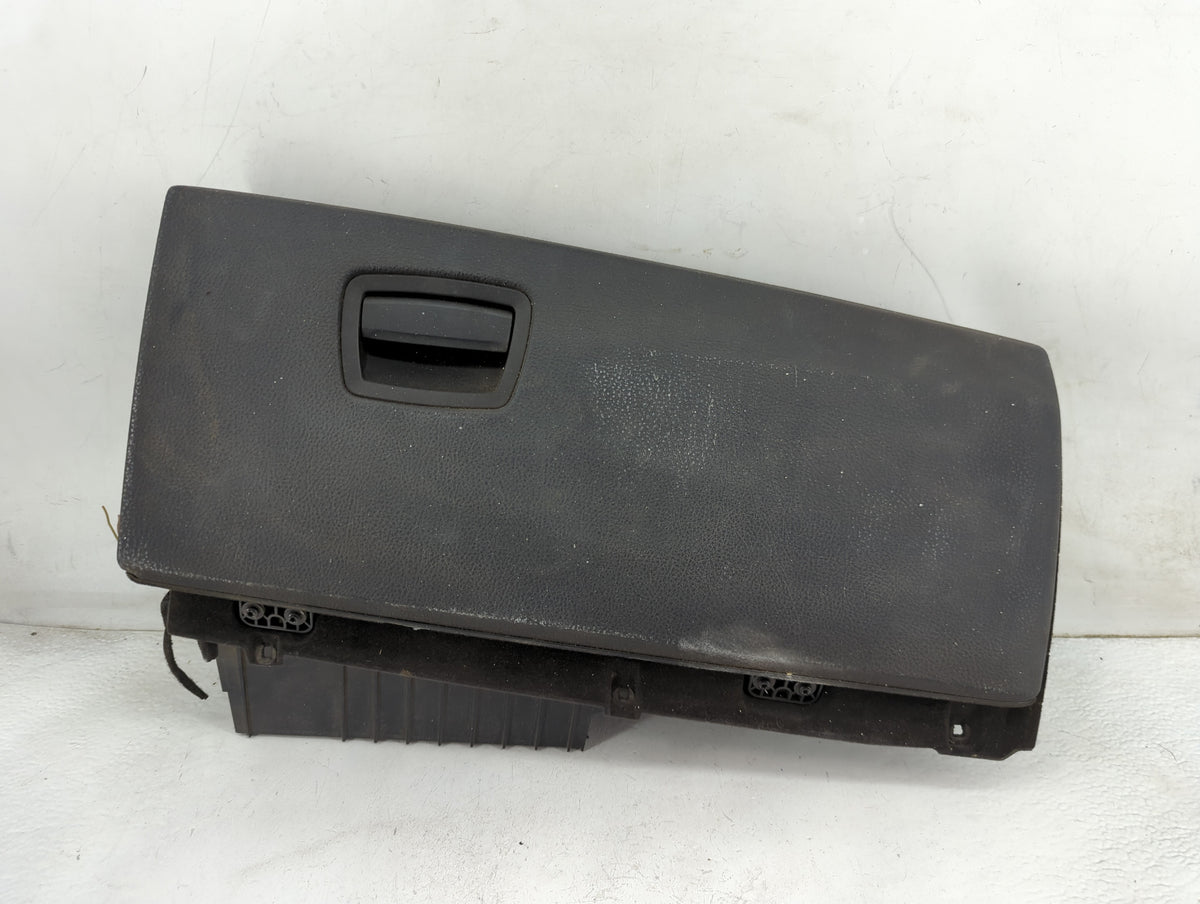 2011 Bmw 750i Passenger Glove Box Door Storage Compartment - Oemusedautoparts1.com