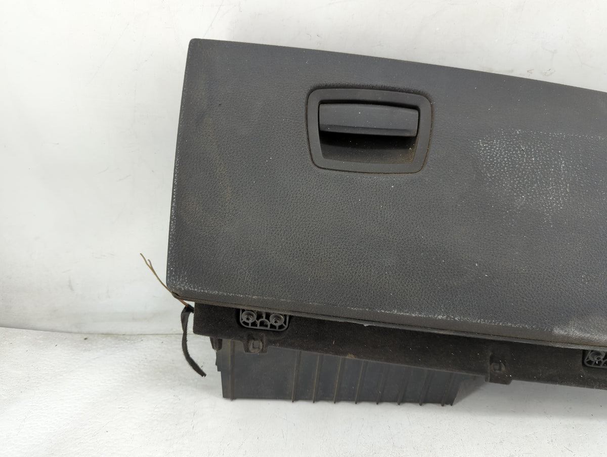 2011 Bmw 750i Passenger Glove Box Door Storage Compartment - Oemusedautoparts1.com