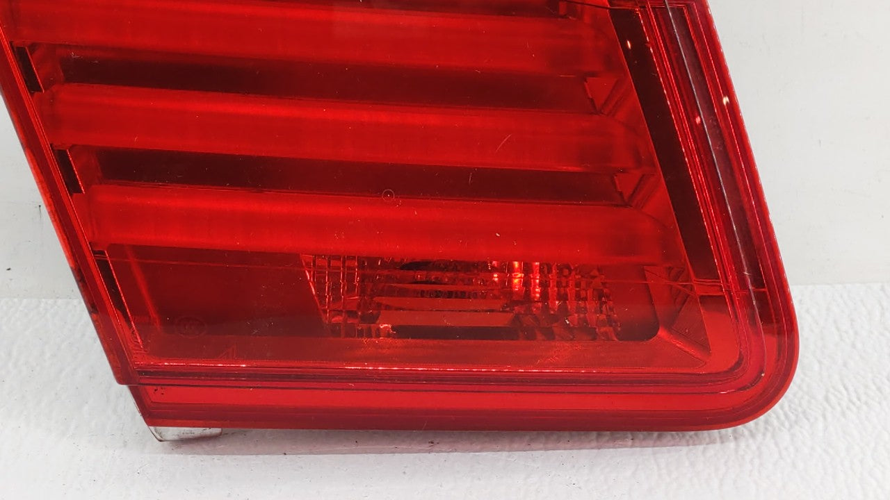 2009-2012 Bmw 750i Tail Light Assembly Driver Left OEM P/N:7182205 Fits Fits 2009 2010 2011 2012 OEM Used Auto Parts - Oemus
