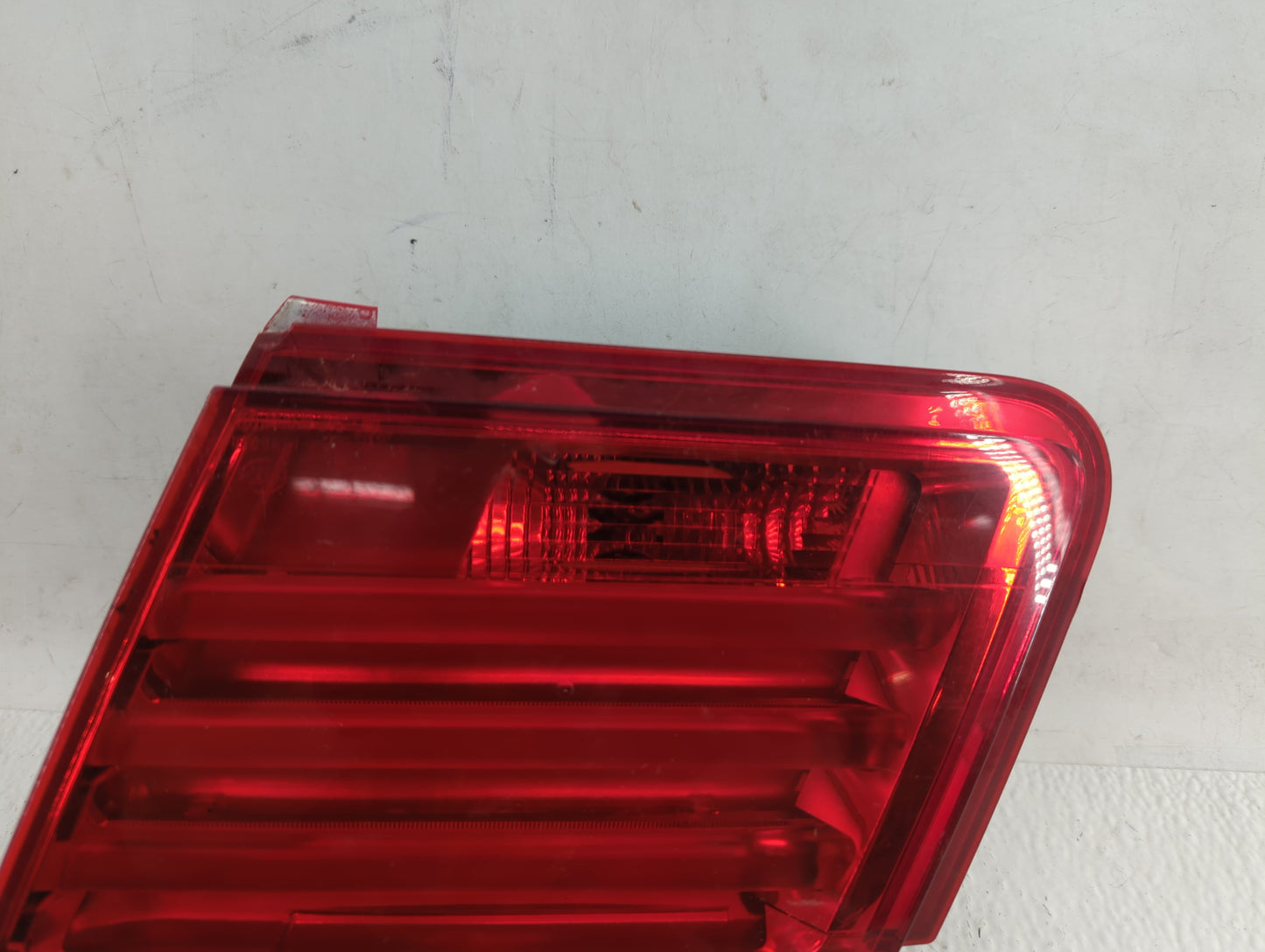 2009-2012 Bmw 750i Tail Light Assembly Passenger Right OEM P/N:7182206 Fits Fits 2009 2010 2011 2012 OEM Used Auto Parts - O