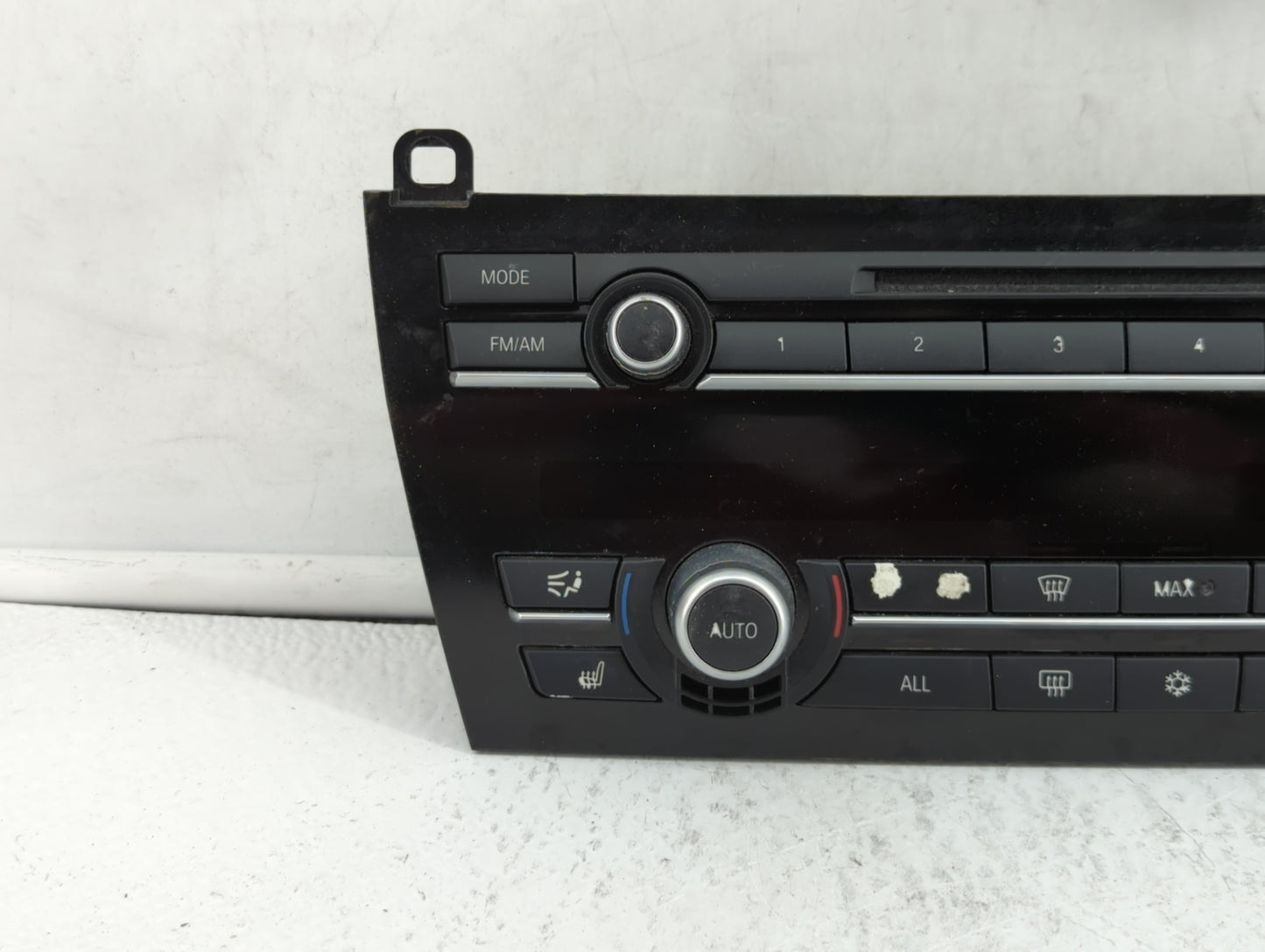 2011-2015 Bmw 750i Am Fm Cd Player Radio Receiver - Oemusedautoparts1.com