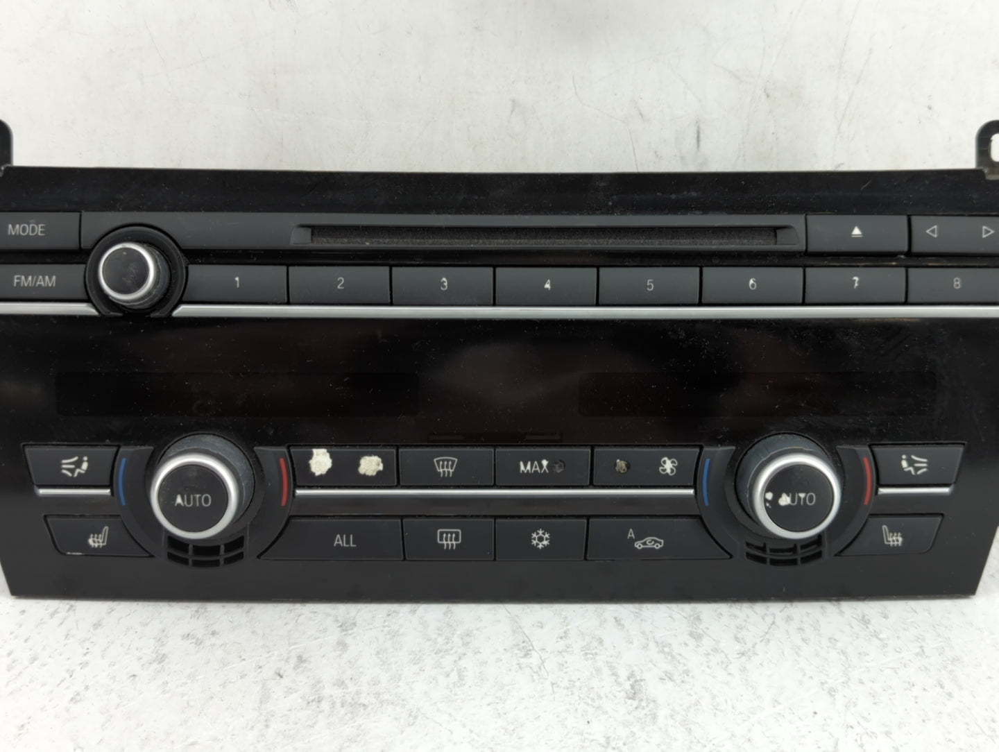2011-2015 Bmw 750i Am Fm Cd Player Radio Receiver - Oemusedautoparts1.com