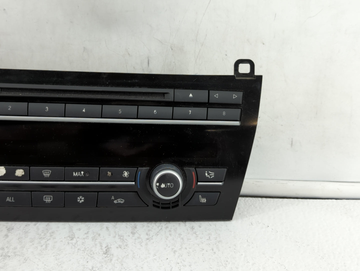 2011-2015 Bmw 750i Am Fm Cd Player Radio Receiver - Oemusedautoparts1.com