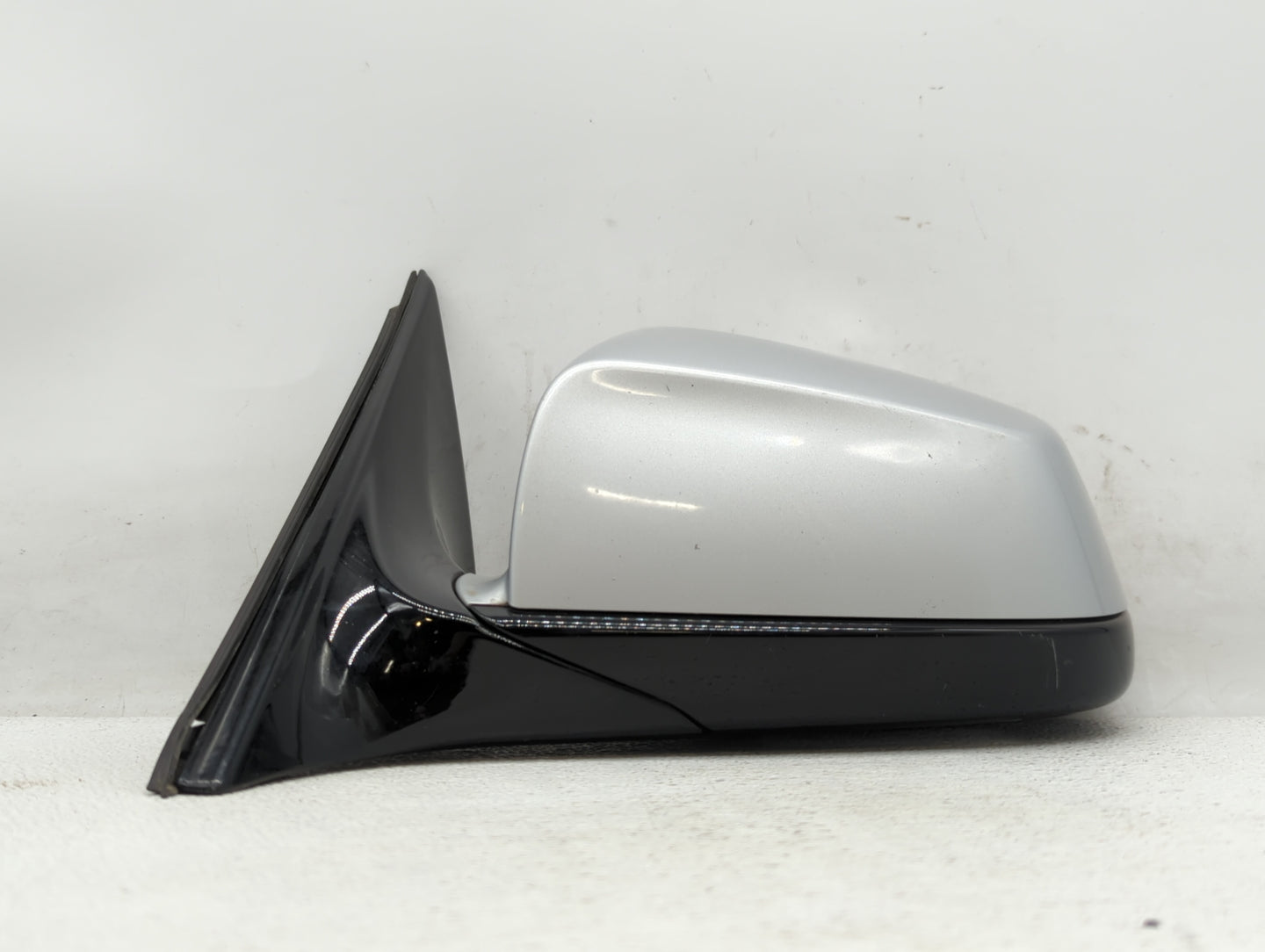 2009-2012 Bmw 750i Driver Side View Mirror - Left Door Mirror OEM Used - Oemusedautoparts1.com