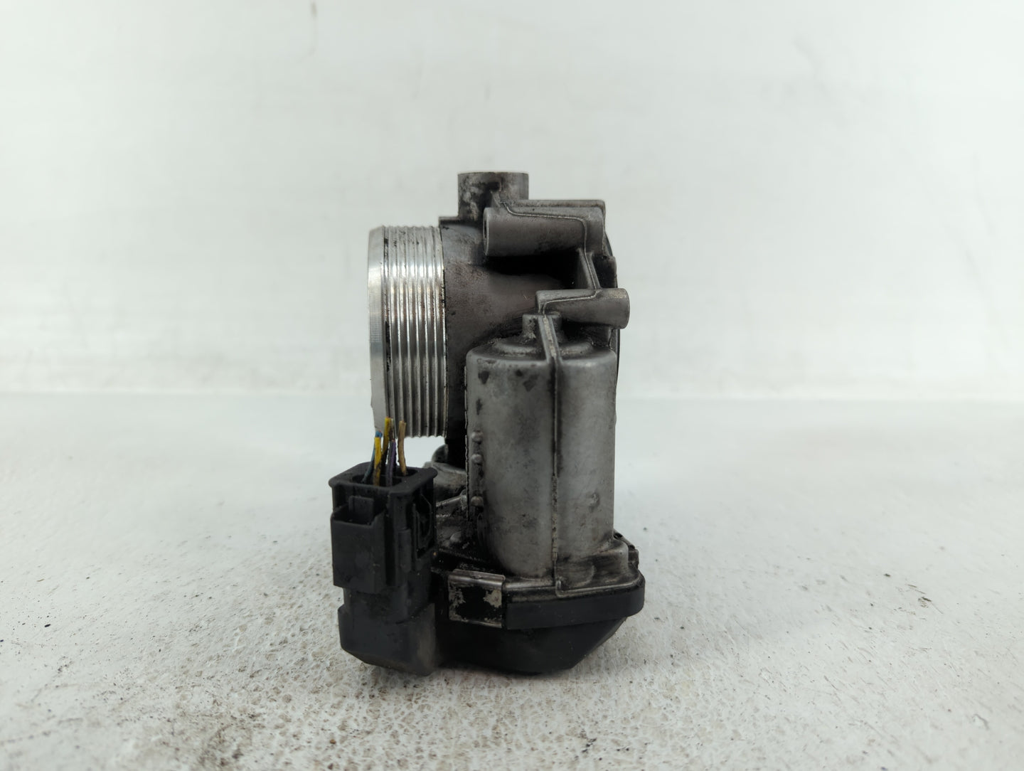 2009-2015 Bmw 750i Throttle Body P/N:7555944-02 7555944-03 Fits Fits 2008 2009 2010 2011 2012 2013 2014 2015 2016 2017 2018 