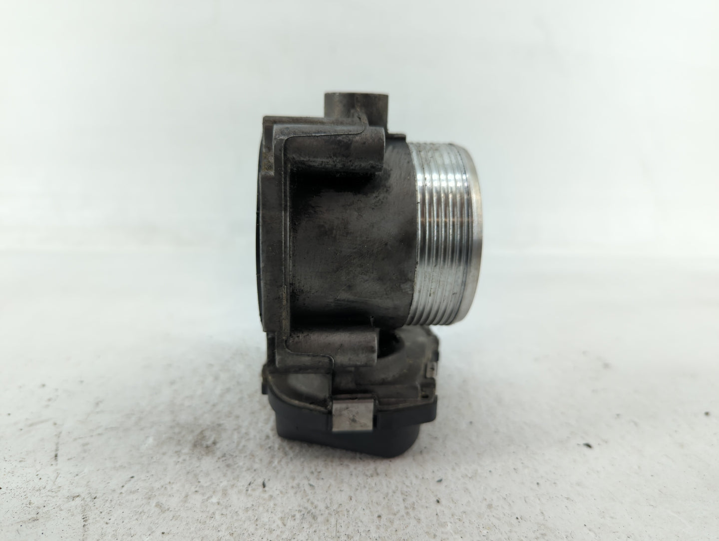 2009-2015 Bmw 750i Throttle Body P/N:7555944-02 7555944-03 Fits Fits 2008 2009 2010 2011 2012 2013 2014 2015 2016 2017 2018 