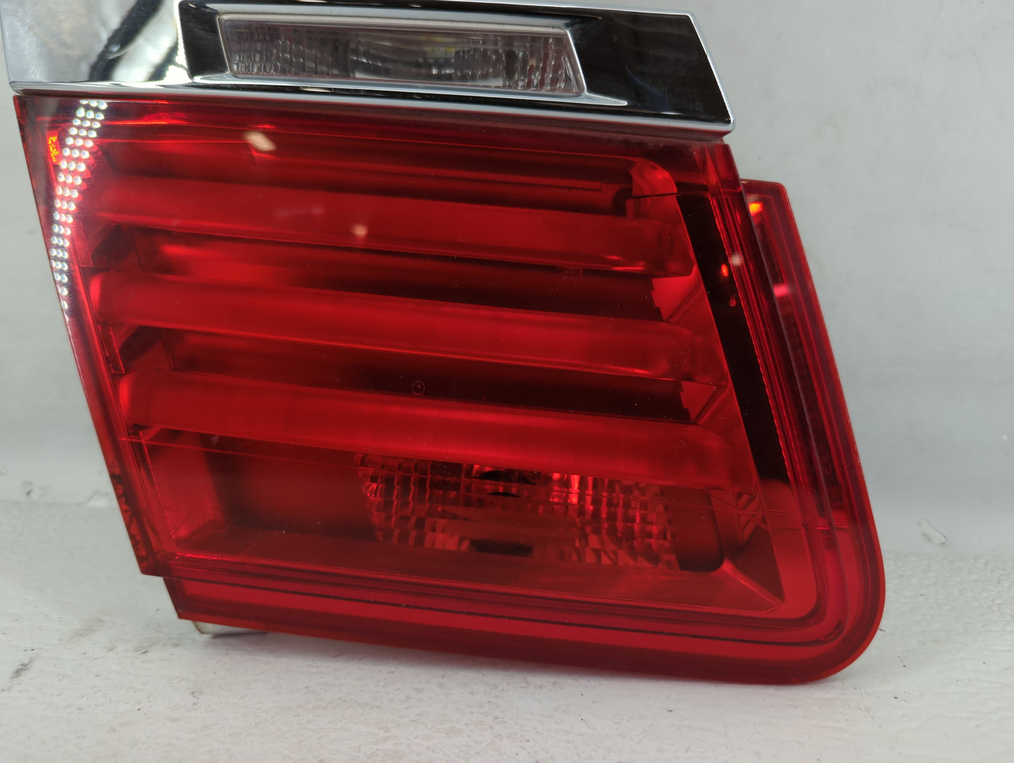 2009-2012 Bmw 750i Tail Light Assembly Driver Left OEM P/N:7182205 Fits Fits 2009 2010 2011 2012 OEM Used Auto Parts - Oemus