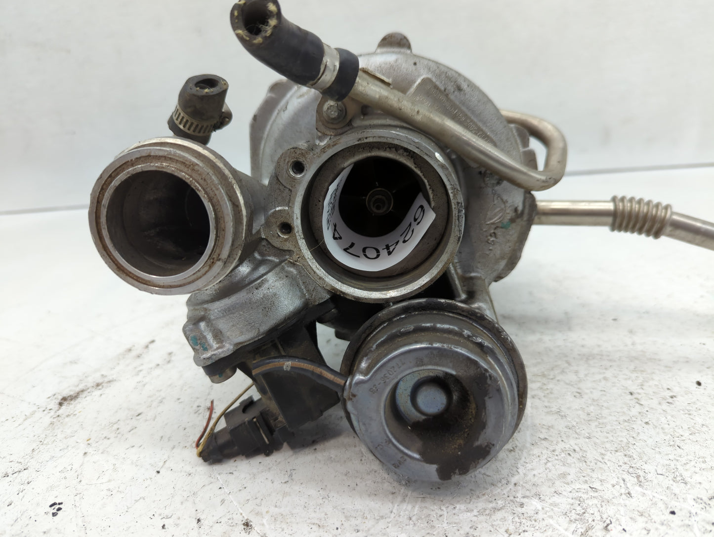 2009-2015 Bmw 750i Turbocharger Exhaust Manifold With Turbo Charger - Oemusedautoparts1.com