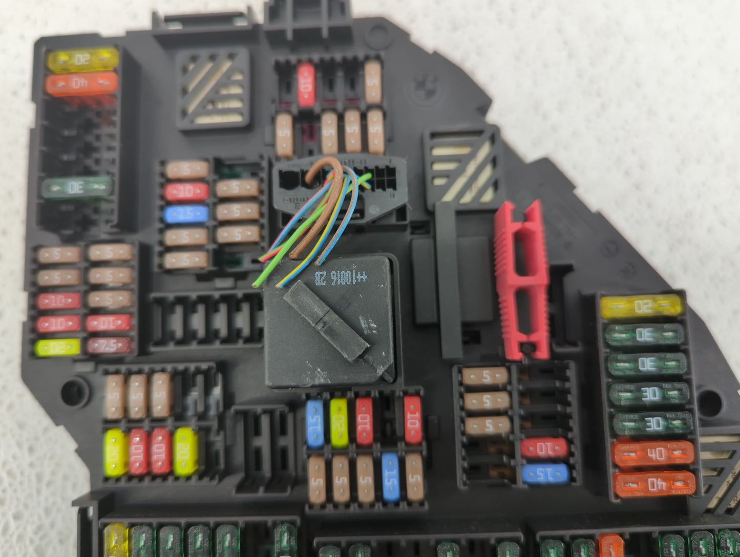 2011 Bmw 7 Series Fusebox Fuse Box Panel Relay Module P/N:9210857-02 Fits OEM Used Auto Parts - Oemusedautoparts1.com