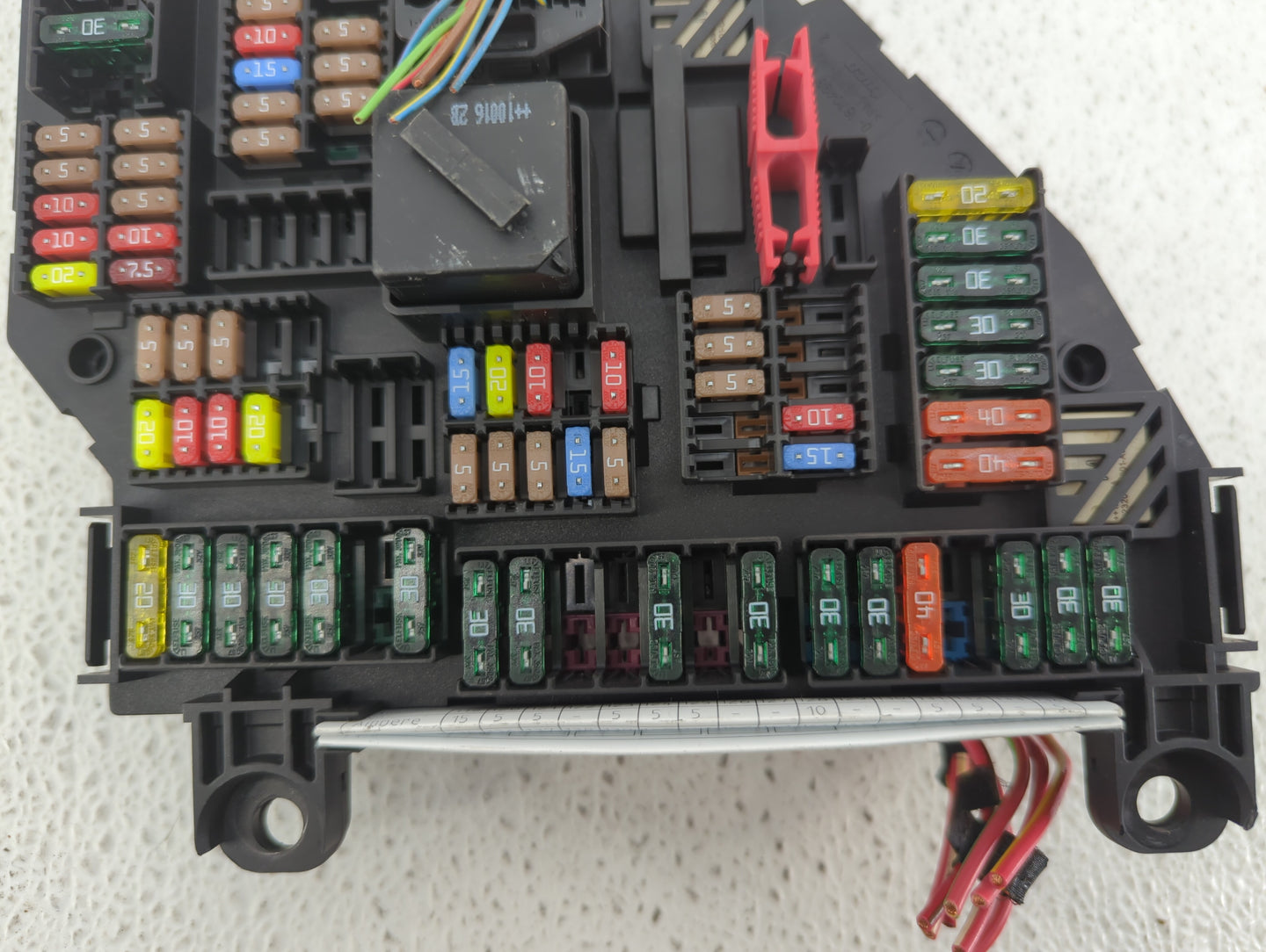 2011 Bmw 7 Series Fusebox Fuse Box Panel Relay Module P/N:9210857-02 Fits OEM Used Auto Parts - Oemusedautoparts1.com